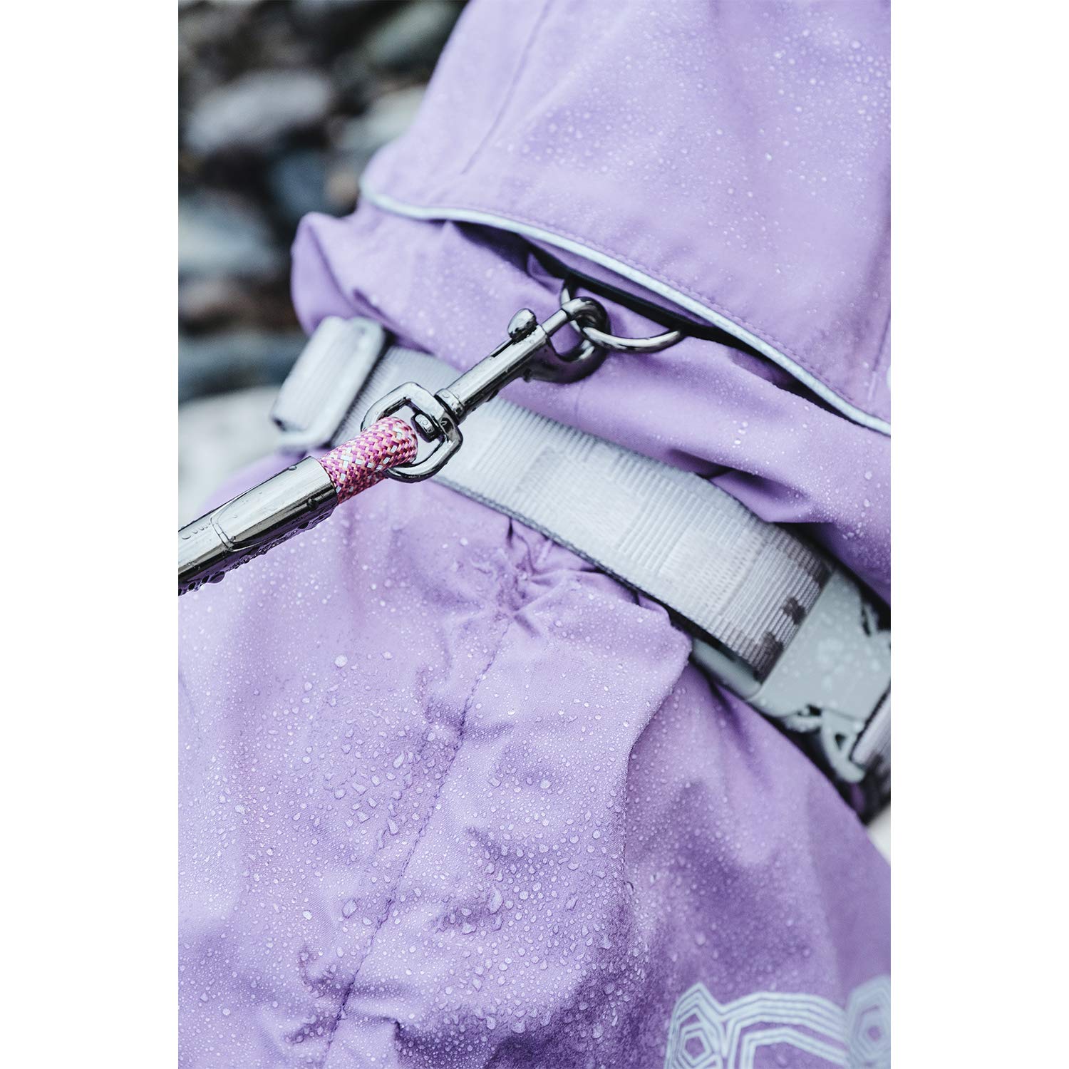 Hurtta Drizzle Coat, Dog Raincoat, Raven, 28 In