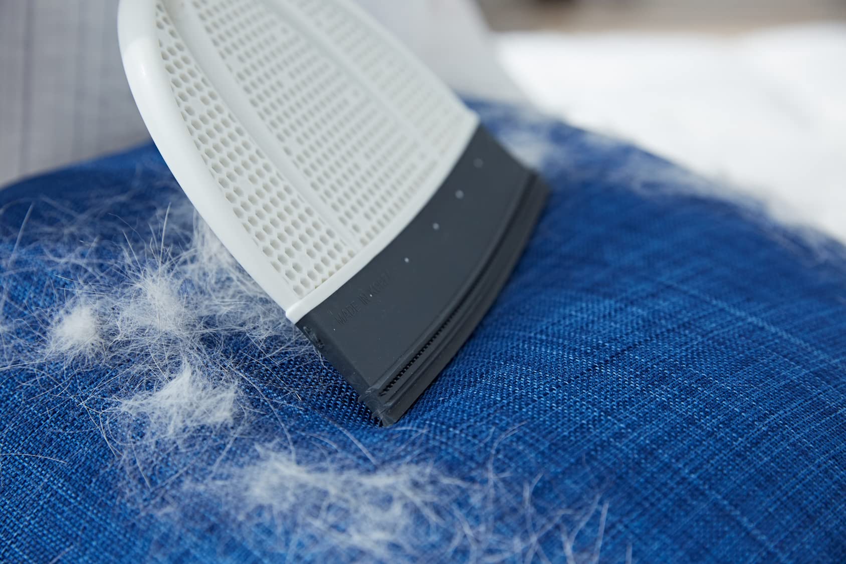 Broombi Pet Hair Remover, Cleans Lint, Dust, Human Hair - Reusable Silicone Blade Removes Dog And Cat Hair, Animal Fur - For Furniture, Rugs, Fabric, Clothes, Pillows, Bedding, Car Seats White