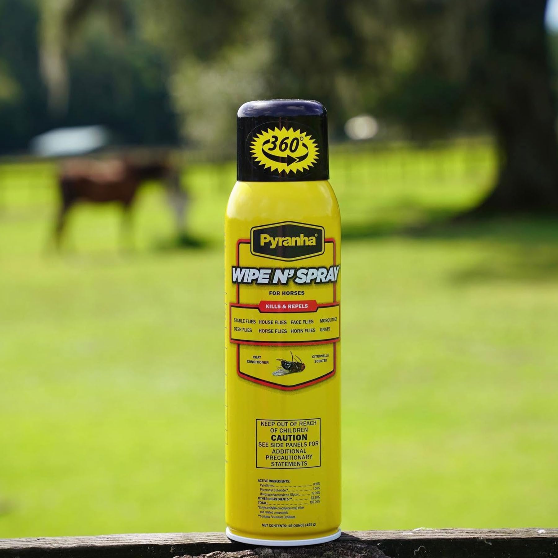 PYRANHA Wipe N Spray for Horses - Oil-Based Long Lasting Fly Control Repels Horn, Deer, Horse, House, Stable, & Face Flies, Tic