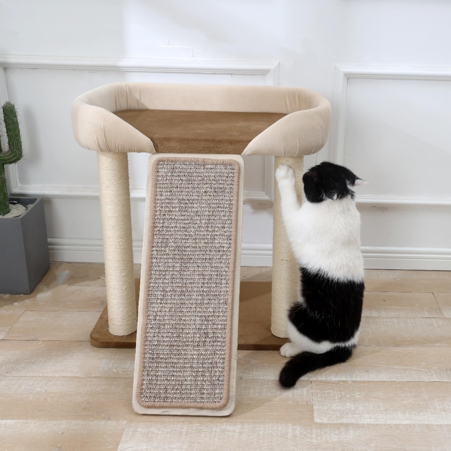 SHENGOCASE Modern Cat Tree Tower, Extra Large Platform Couch Sofa Bed for Maine Coon, Multiple Cat Furniture with Scratching Pos