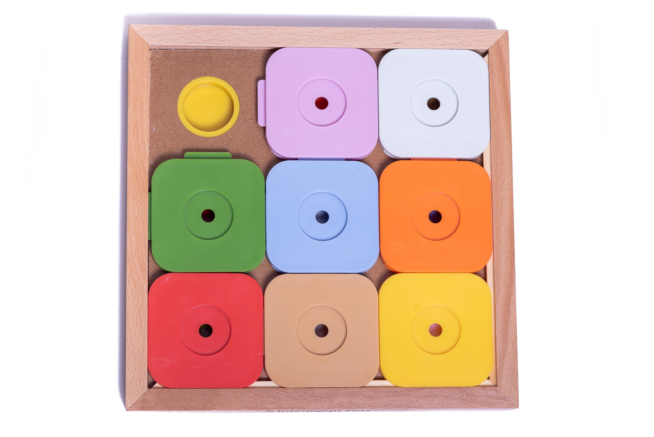 My Intelligent Dogs Interactive Sudoku Puzzle for Medium Dogs and Cats - Expert Brain Pet Toy - 9 Treat-Hiding Holes, Medium Woo