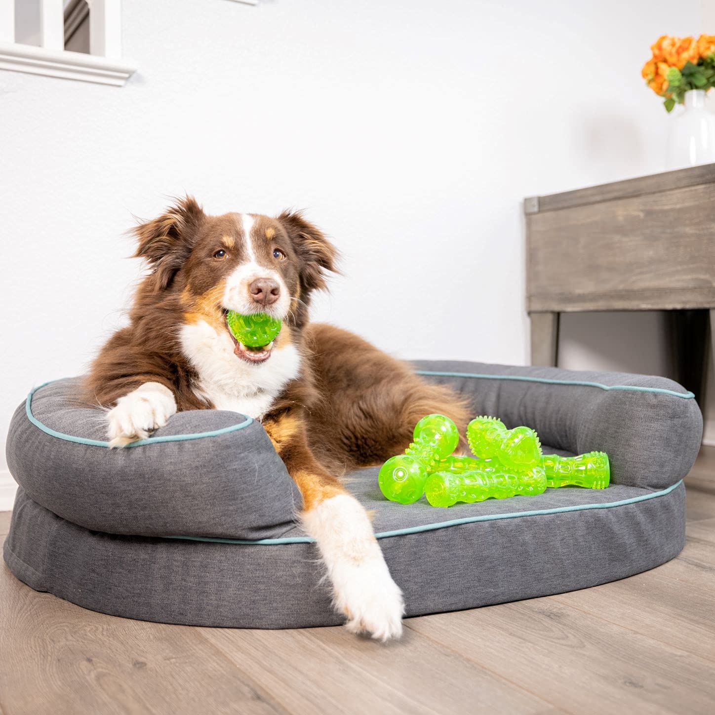 Hyper Pet Durasqueak Dog Ball Dog Toys (Interactive Dog Toys That Float & Squeak) Squeaky Dog Toys & Dog Balls For Playing, Fetching & Retrieving-Great Alternative To Traditional Dog Tennis Balls-3.5'