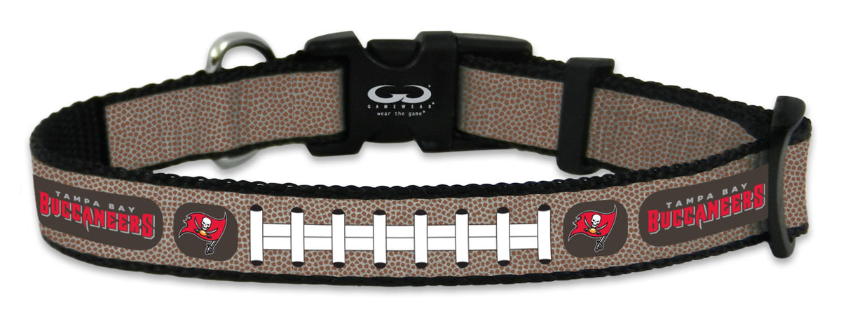 NFL Tampa Bay Buccaneers Reflective Football Collar, Small, Silver