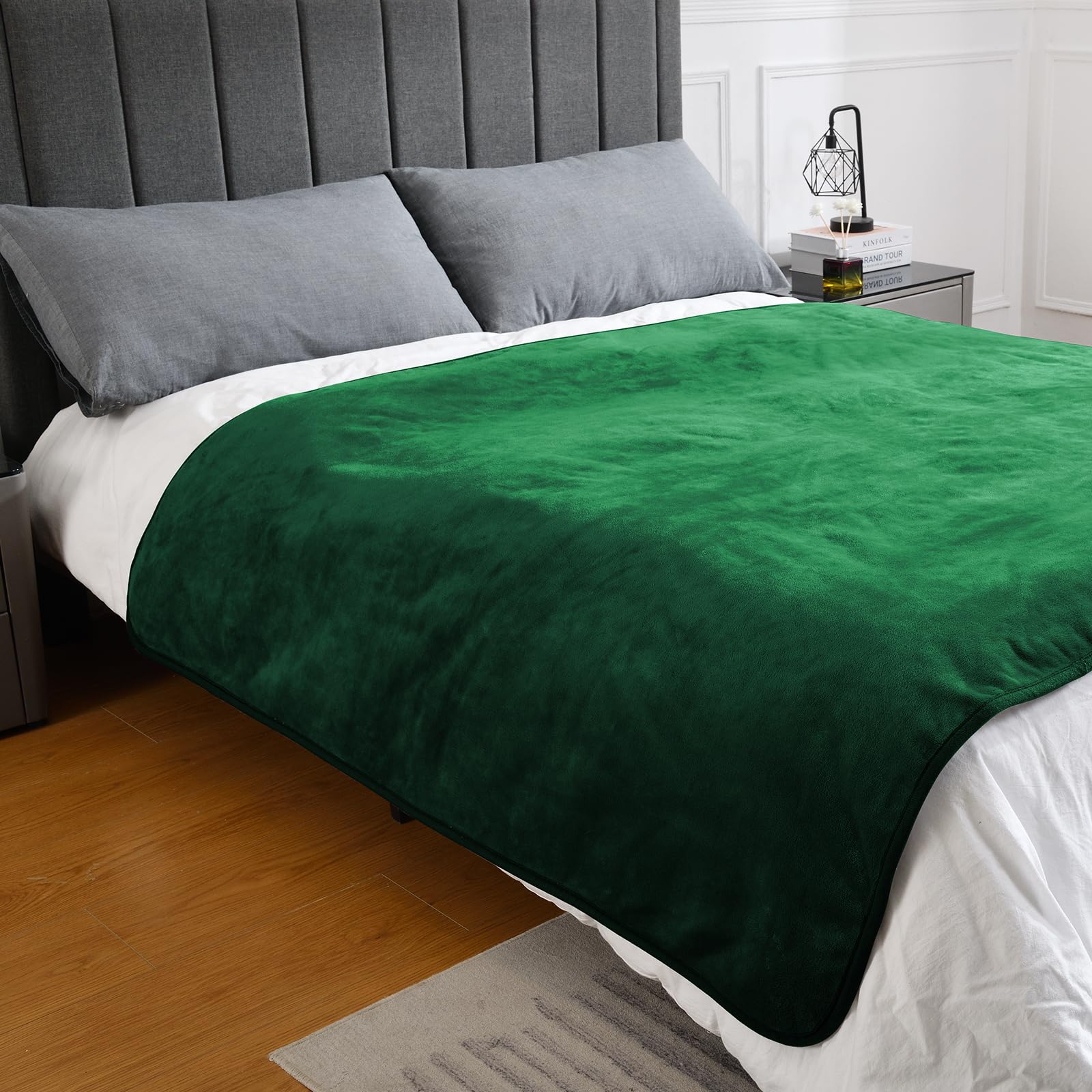 Yaning Waterproof Pet Blanket, Reversible Sherpa Fleece, 50x60 inches, Green, Soft Liquid Pee Proof Protector for Dogs and Cats