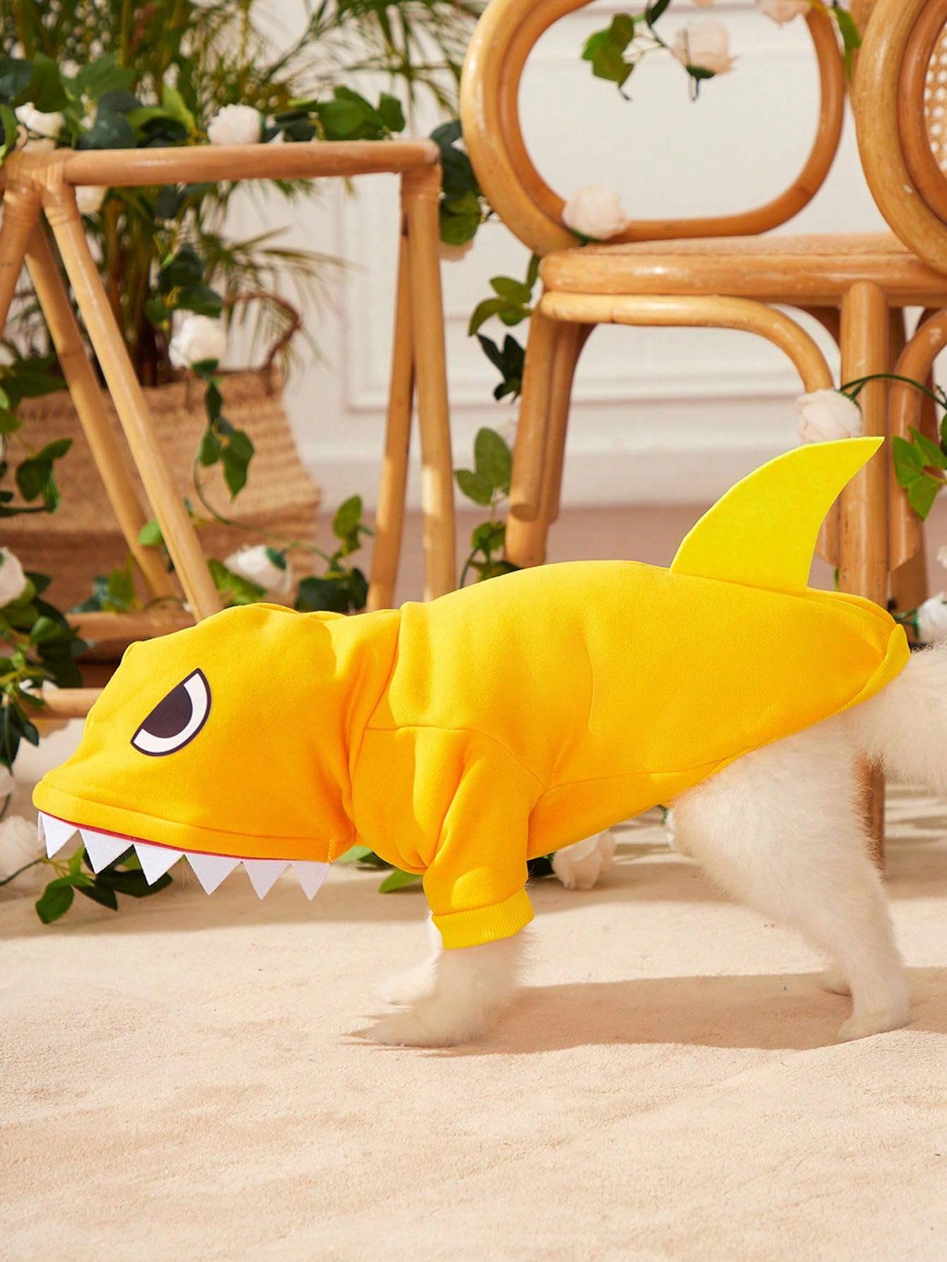 Qwinee Shark Dog Hoodie Dog Warm Jacket Coat Puppy Sweatshirt Christmas Halloween Dog Costume Winter Dog Clothes Pet Apparel For Small Medium Dogs Cats Kitten Yellow L