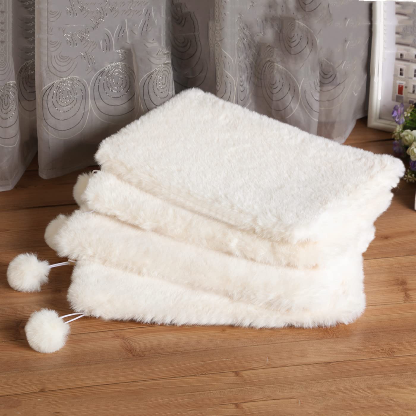 Shengocase 10.6'' X 17.5'' Faux Rabbit Fur Cat Dog Bed Cushion Pad Mat For Cat Wall Box Furniture, Wall Bed Perch