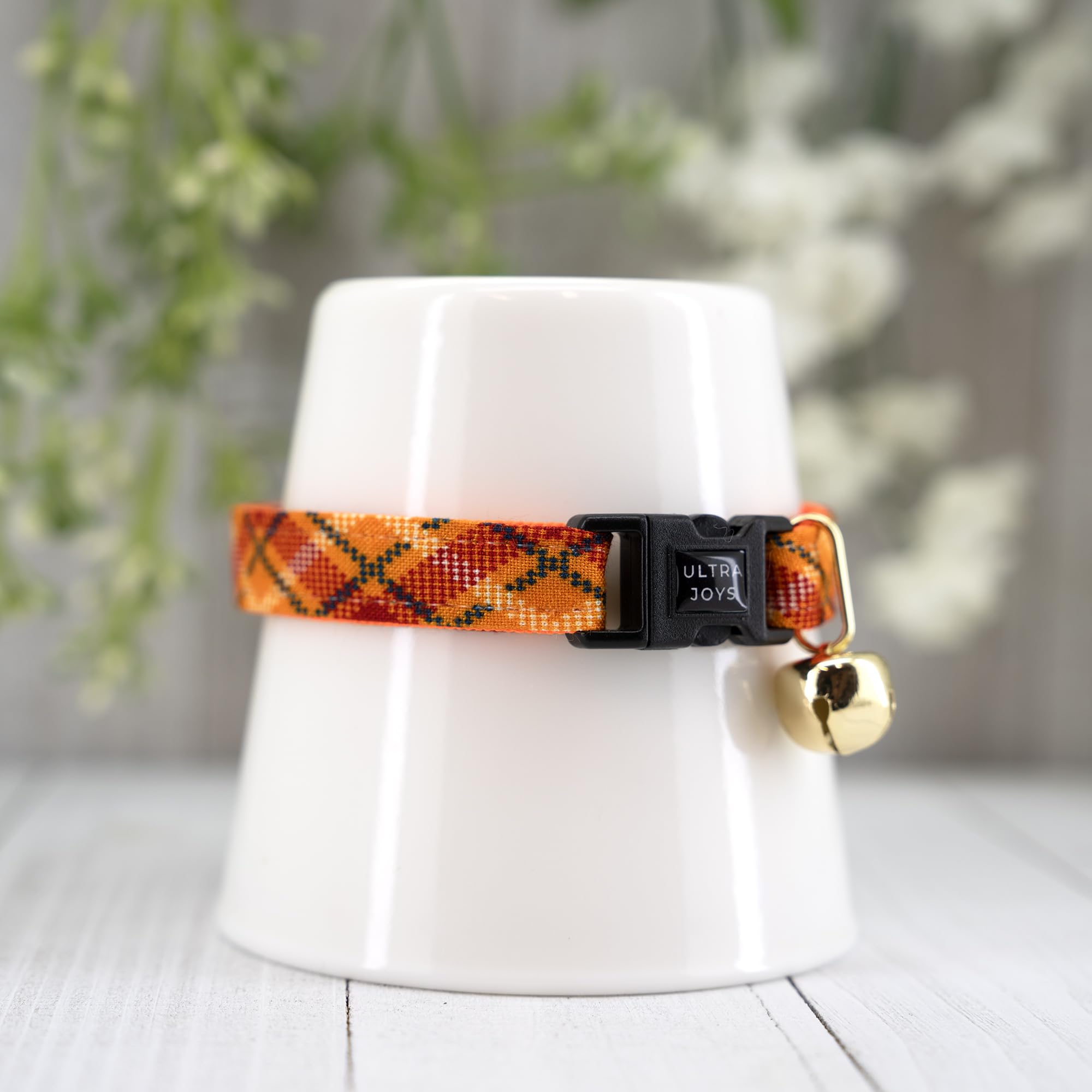 Ultra Joys Cat Collar With Bells - Breakaway Collar For Kittens & Cats - Orange Plaid Small
