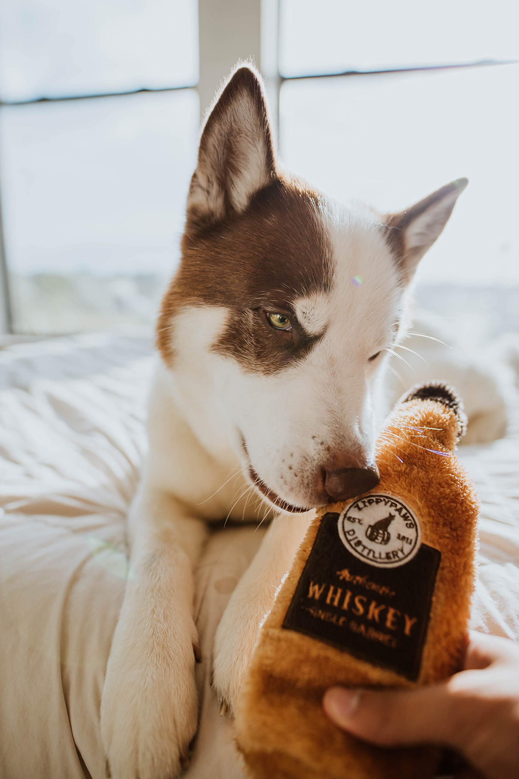 Zippypaws Happy Hour Crusherz - Zippy Paws Dog Toy For Large And Small Dogs, Crinkle Dog Toy With No Stuffing, Squeaky Dog Toy Pack Of 1, Whiskey
