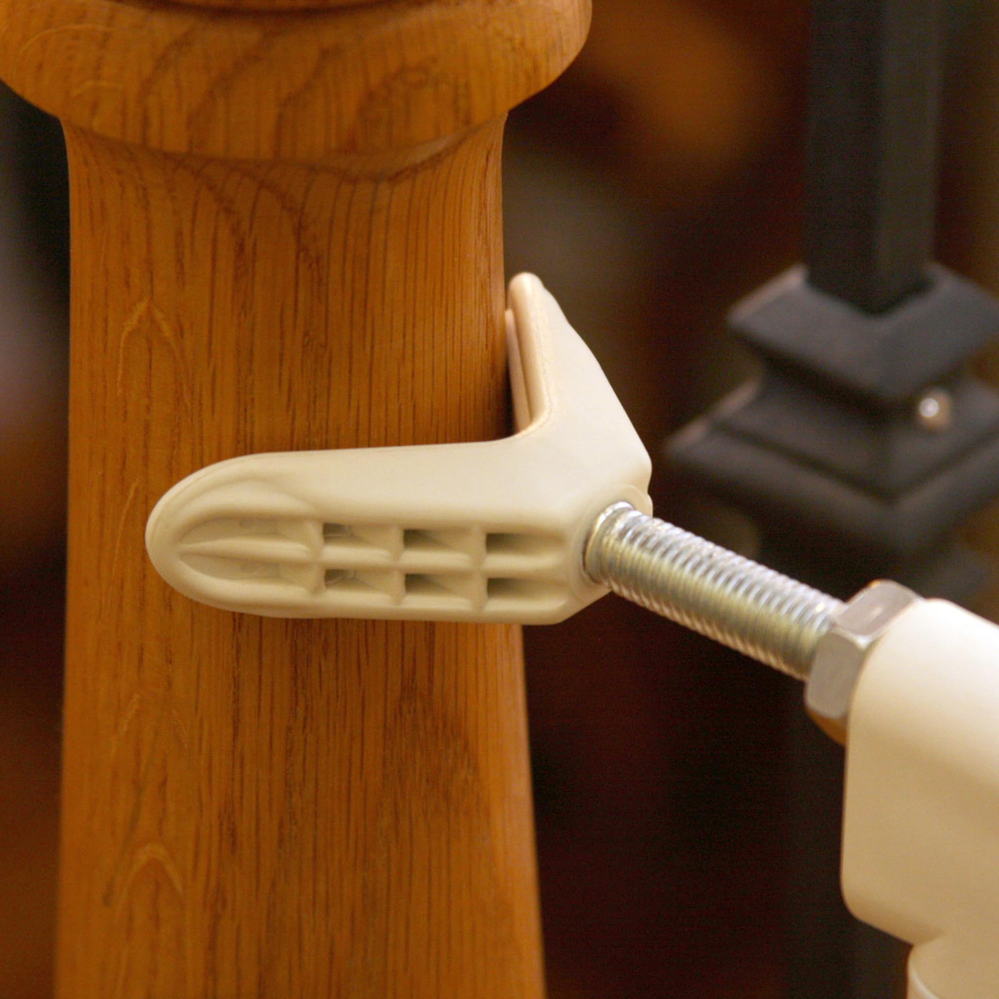 Qdos Safety Y-Spindles for Qdos Pressure Mount Baby Gates | White | Adapts Qdos Pressure Mount Gates to fit on Banisters and Spi