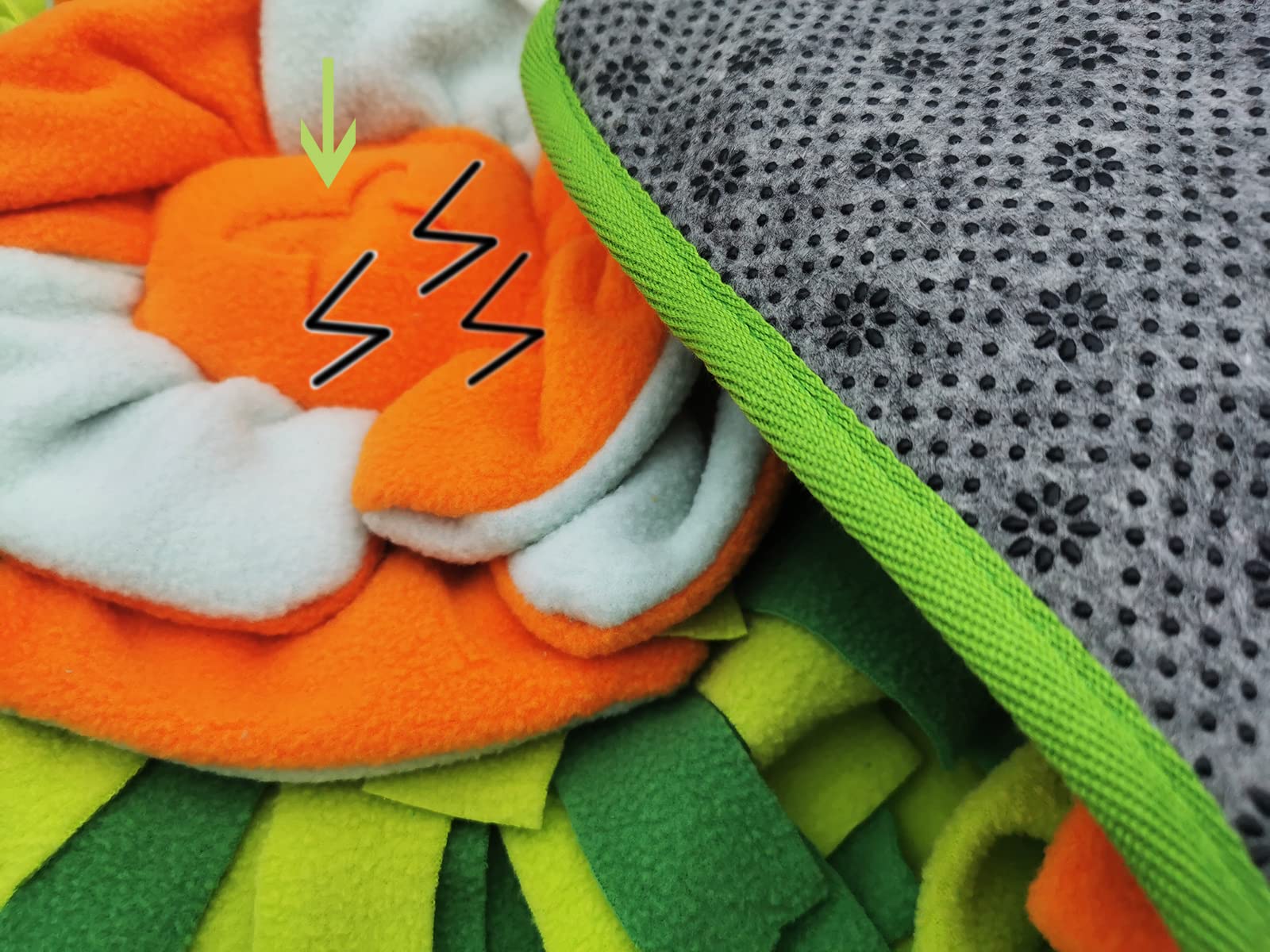 Dogs Snuffle Mat Pet Feeding Mats Puppy Sniffing Pad,Cat Doggies Interactive Puzzle Toys For Multiple Breeds Encourages Natural