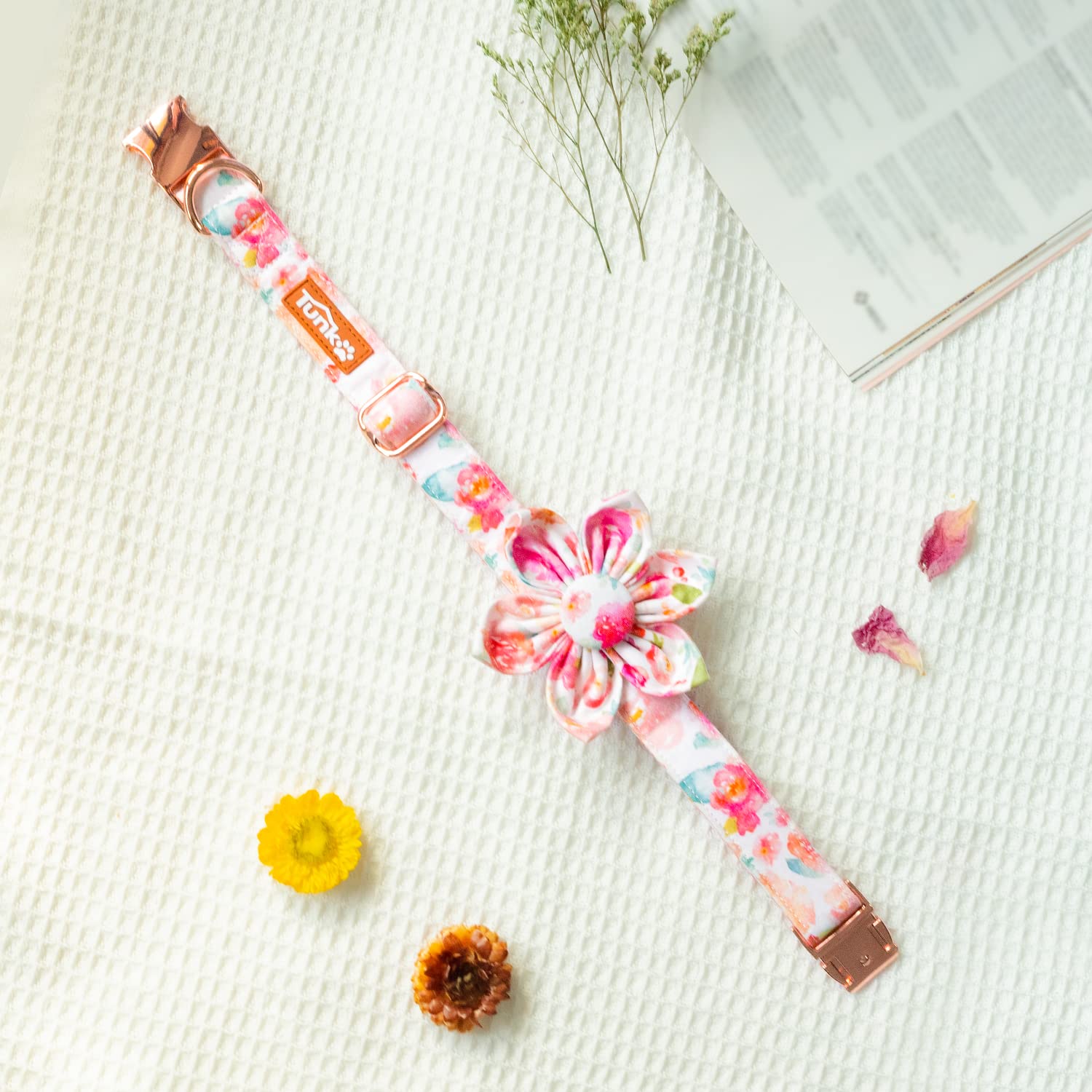 Tunkoo Dog Collar Elegant Floral Bow Tie Unique Style Super Soft Comfy Adjustable Cotton Collar With Premium Metal Buckle, For Puppy And Cat Small Medium Large Pet Supplies(Gouache,Flower, S)