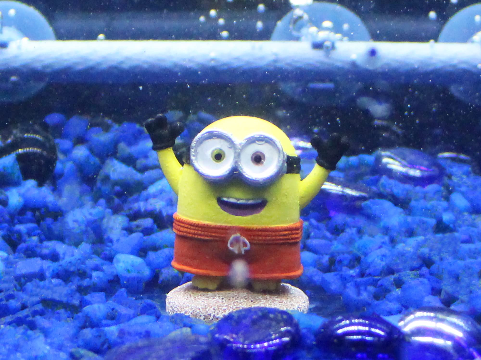 Penn-Plax Minions Officially Licensed 3-Piece Aquarium Ornament Bundle - Includes Kevin, Stuart, and Bob - Beach Themed - Small