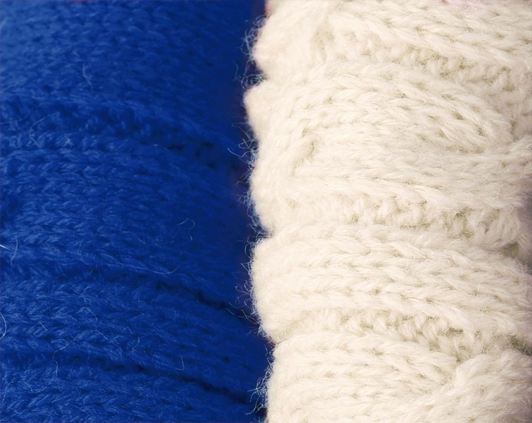 Roseelk 2 Pack Dog Sweater Large Size Dog - Extra Large Breed Warm Clothes Xlarge Dogs Sweaters, Turtleneck Pullover Design For Boy Girl Pet, Labrador Retriever Rottweilers Pitbulls (3Xl, Blue, White)