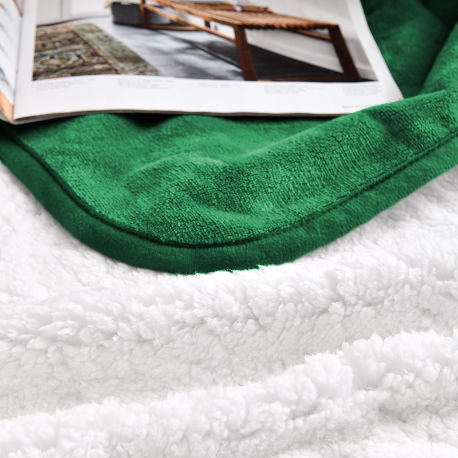 Yaning Waterproof Pet Blanket, Reversible Sherpa Fleece, 50x60 inches, Green, Soft Liquid Pee Proof Protector for Dogs and Cats