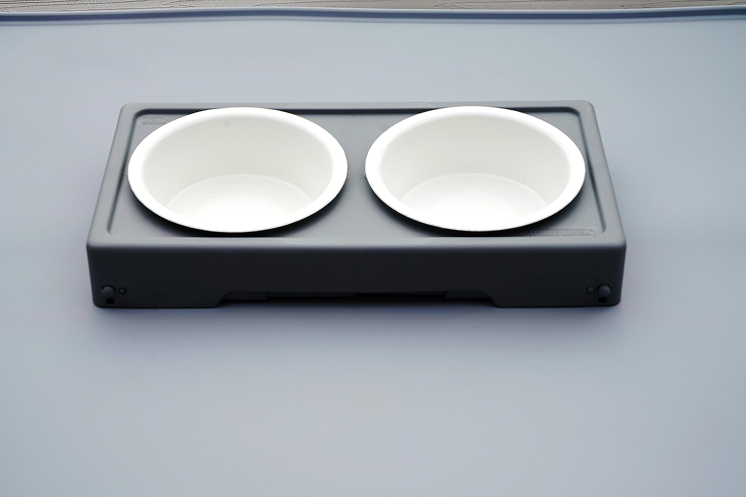 Croc Liner Adjustable Elevated Pet Bowl Stand With Bowls - Suitable For Dogs And Pets Of Various Sizes - 4 Height Options (3'',