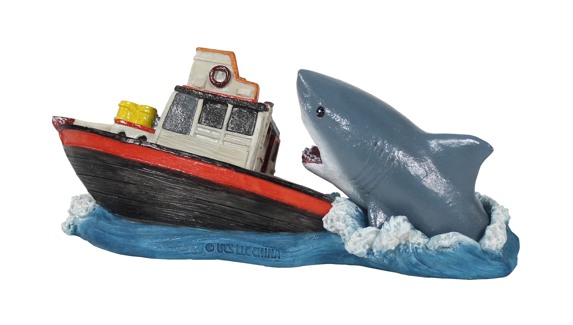 Penn-Plax Jaws Officially Licensed Aquarium Decoration - Boat Attack - Safe For Freshwater And Saltwater Fish Tanks - Small