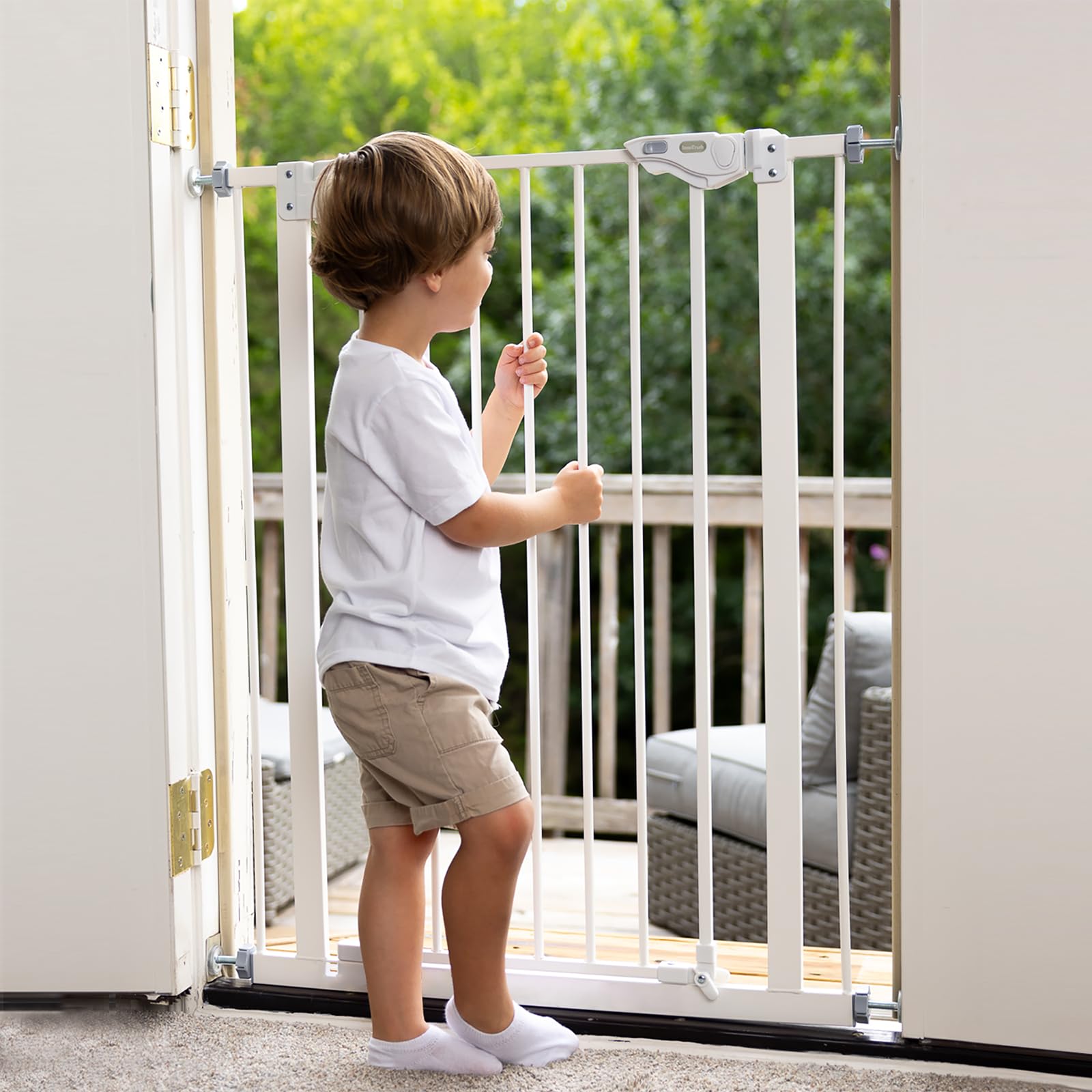Innotruth 29-39.6”Baby Gate For Stairs,36' Extra Tall Dog Gate For The House,Dual-Lock Safety And One Hand Opening Design,Kid Gate For Doorways,Kitchen,Room,Wall-Friendly Pressure Mounted, Pure White