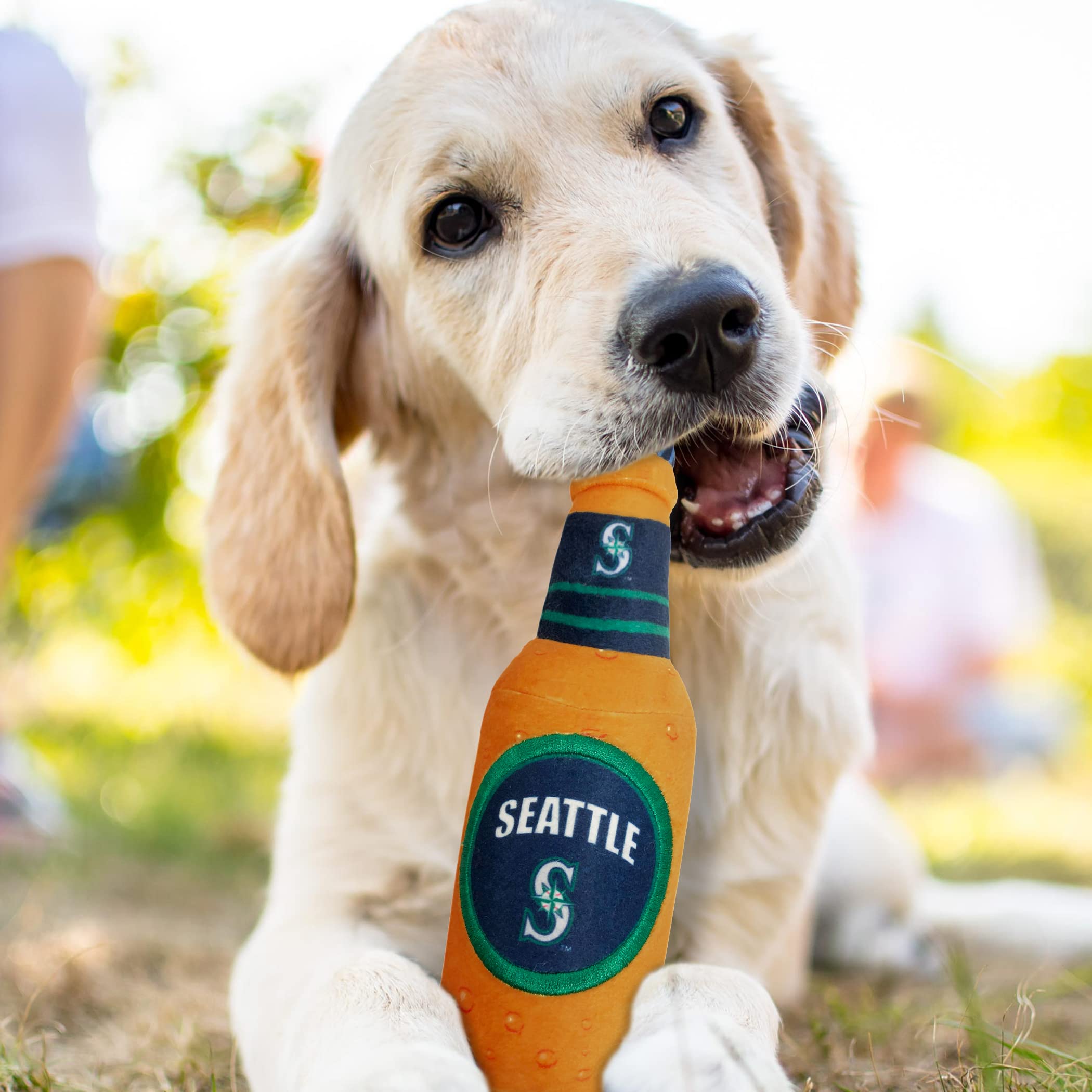 Pets First Mlb Seattle Mariners Stadium Beer Bottle Plush Dog Toy-Cutest Plush Toy For Dogs & Cats With Inner Squeaker & Premium