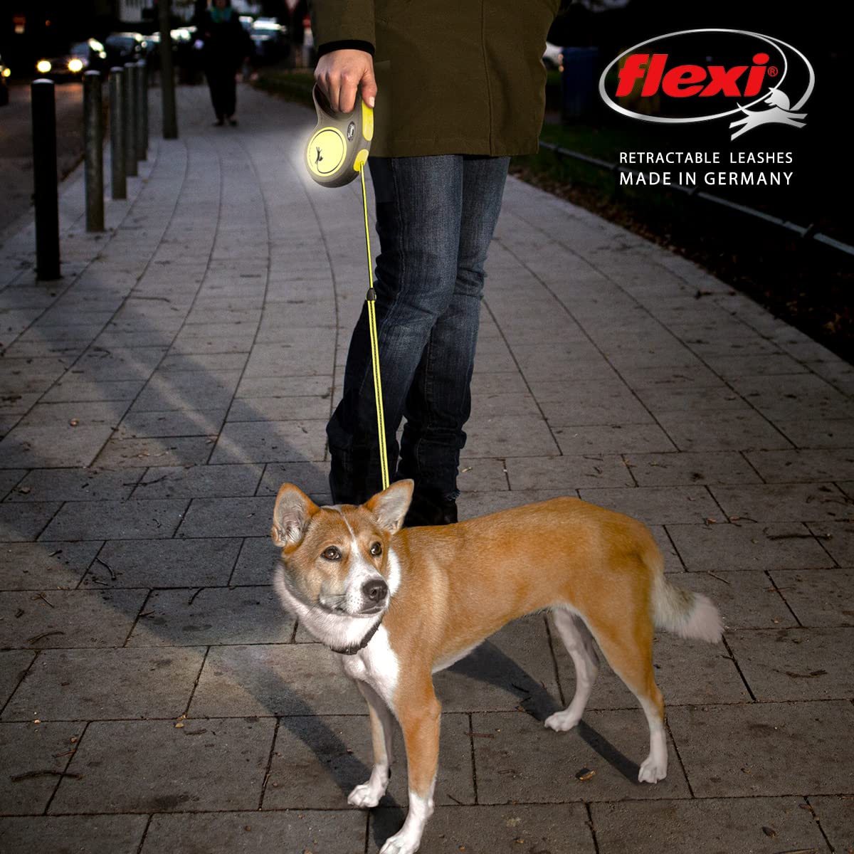 Flexi New Neon Tape Green Medium 5M Retractable Dog Leash/Lead For Dogs Up To 25Kgs/55Lbs