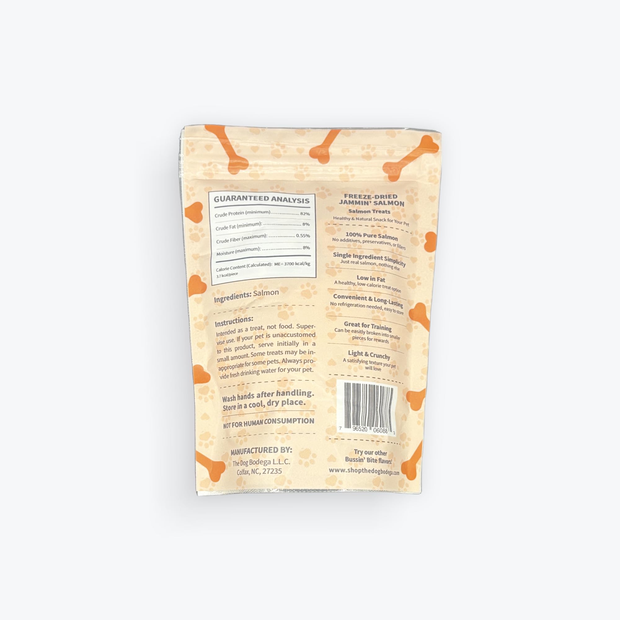The Dog Bodega Bussin Bites Premium Freeze Dried Fish Dog Treats Cat Treats, 100% Pure Salmon, Jammin Salmon, 1.5 oz