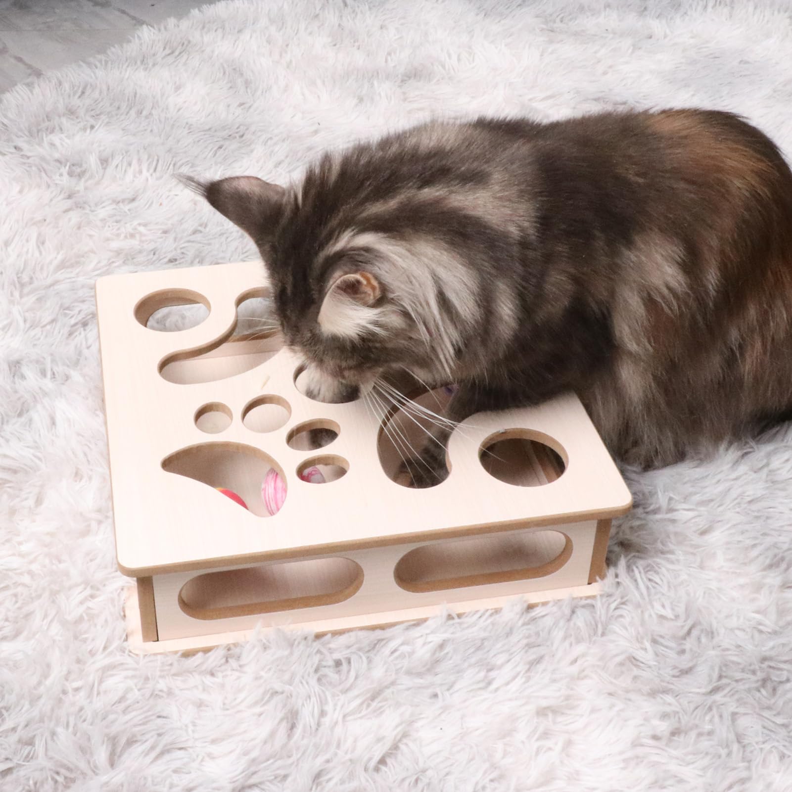 DI BI GRAMAS Cat Interactive Box Puzzle Toy with 3 Small Balls and 1 Bell Indoor Hunting Exercise Toy for Kittens Natural Wood M