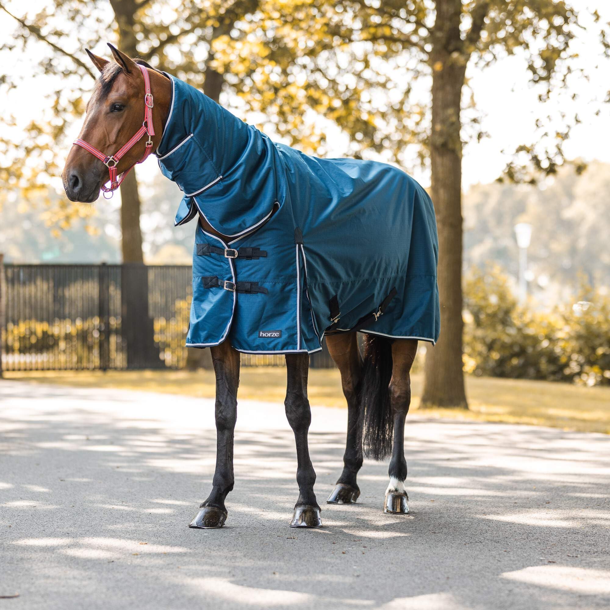 Horze Glasgow Medium Weight Waterproof Combo Turnout Winter Horse Blanket With Neck Cover (150G Fill) - Dark Blue - 72 In