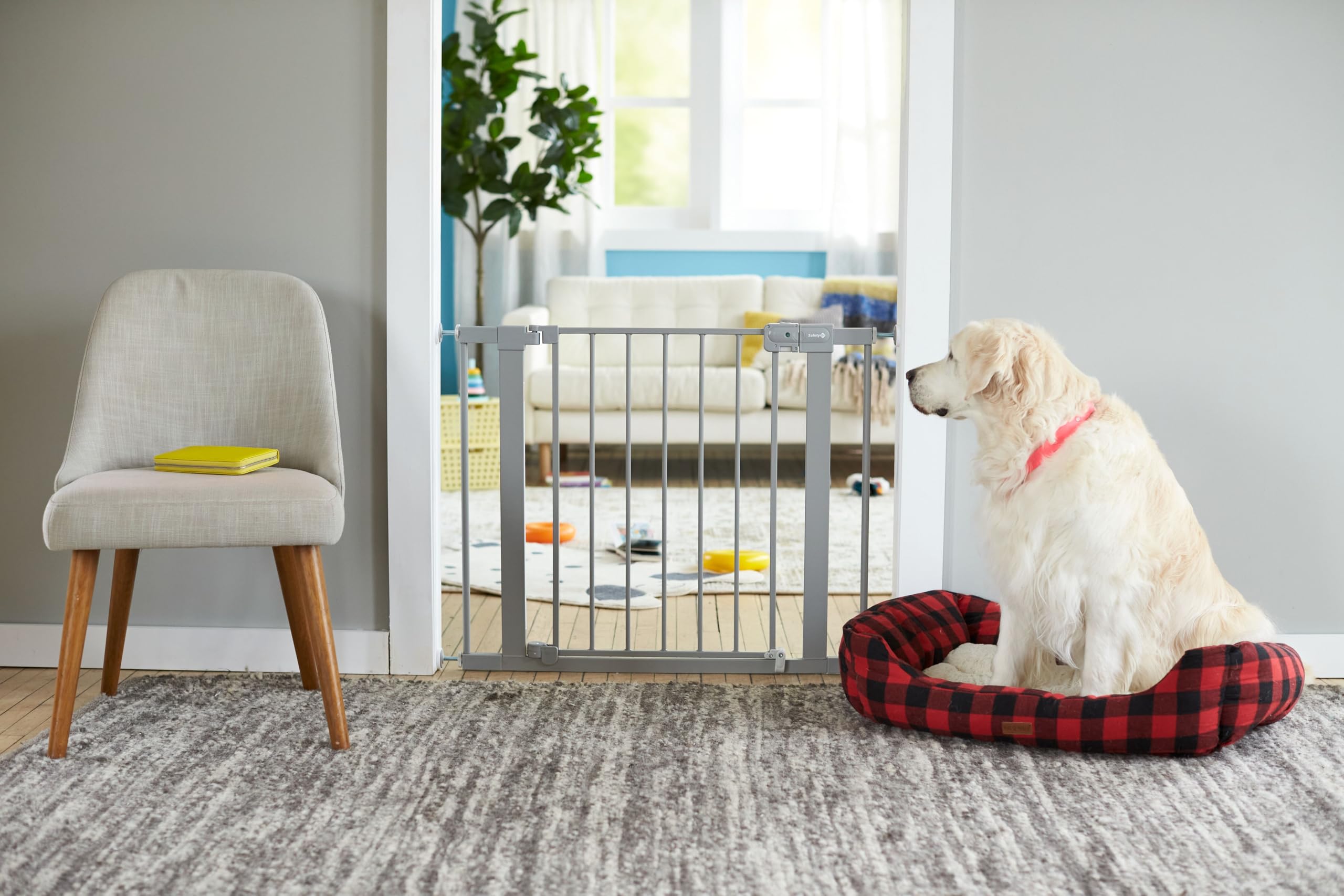 Safety 1st Easy Install Baby Gate for Doorways, Auto-Close Pressure-Mounted Magnetic Latch, Indoor Dog Gates, No Drilling, Fits