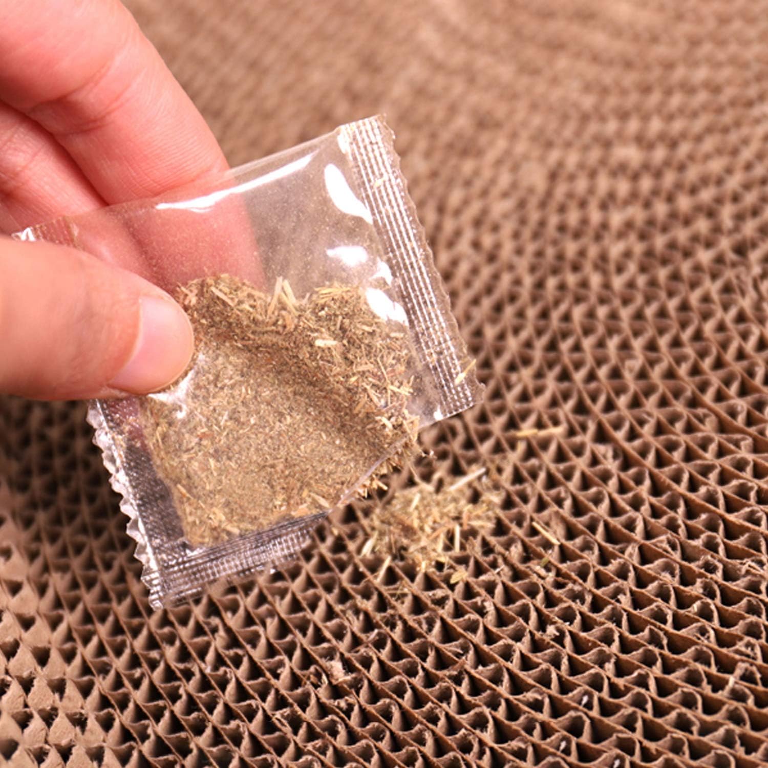 Pawise Ufo Style Cat Scratcher Cardboard Pad, Reversible Scratching Lounge & Relaxing Bowl For Cats