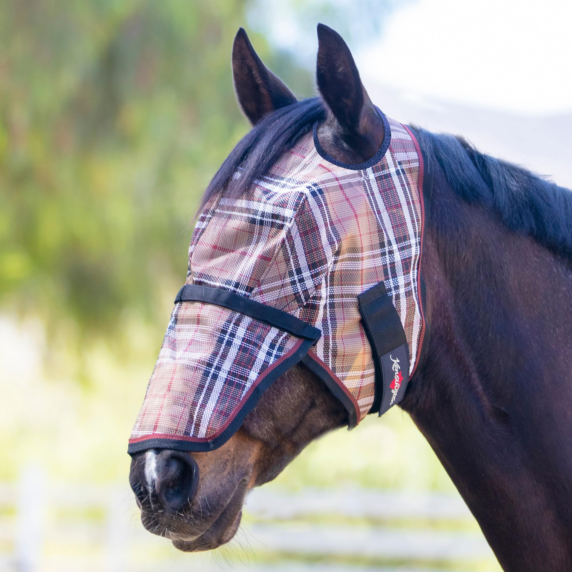 Kensington Fly Mask w/Web & Nose Size: L-Avg Color: 121-Deluxe Black