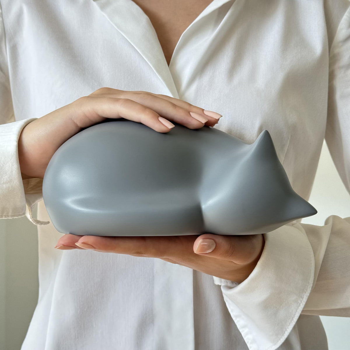Comemori Sleeping Cat Funeral Urn, Gray