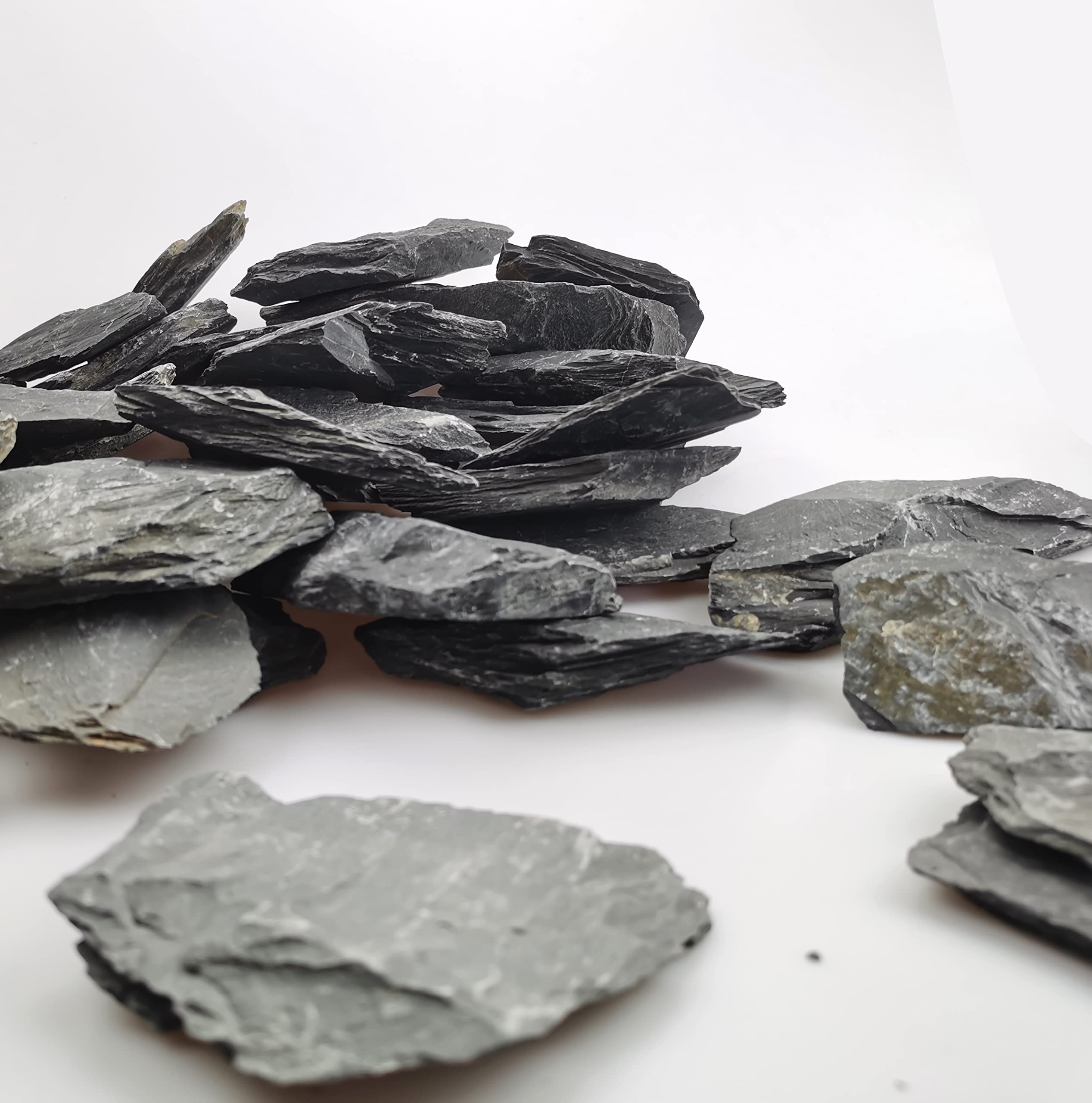 Voulosimi Natural Slate Rocks 1-3 inch, PH Neutral Stone for Aquariums, Landscaping, Tank Decoration - 3.5 lbs