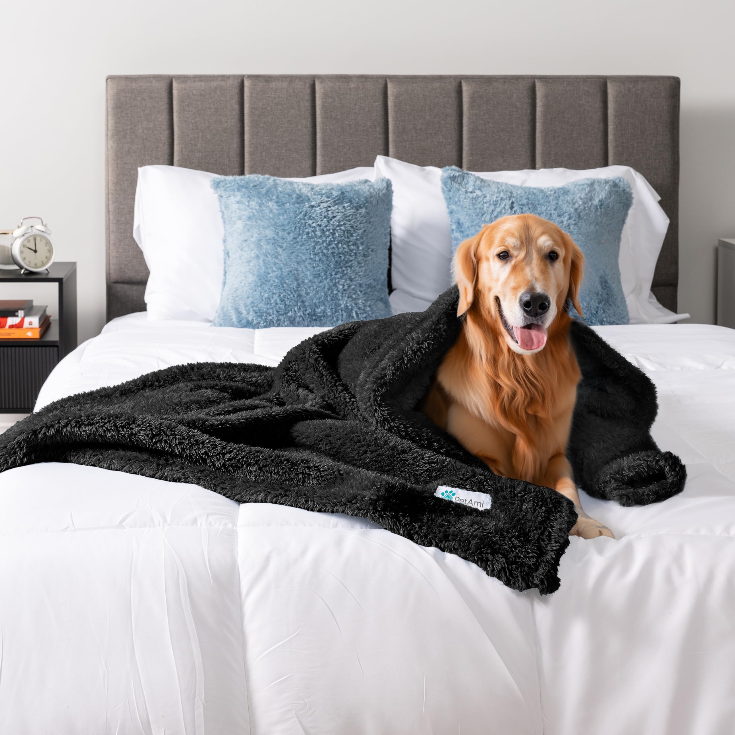 Petami Fluffy Waterproof Dog Blanket For Bed Large Dogs, Soft Warm Pet Sherpa Throw Pee Proof Couch Cover, Reversible Cat Blanket Sofa Crate Kennel Protector, Washable Mat Queen (Black, 90X90)