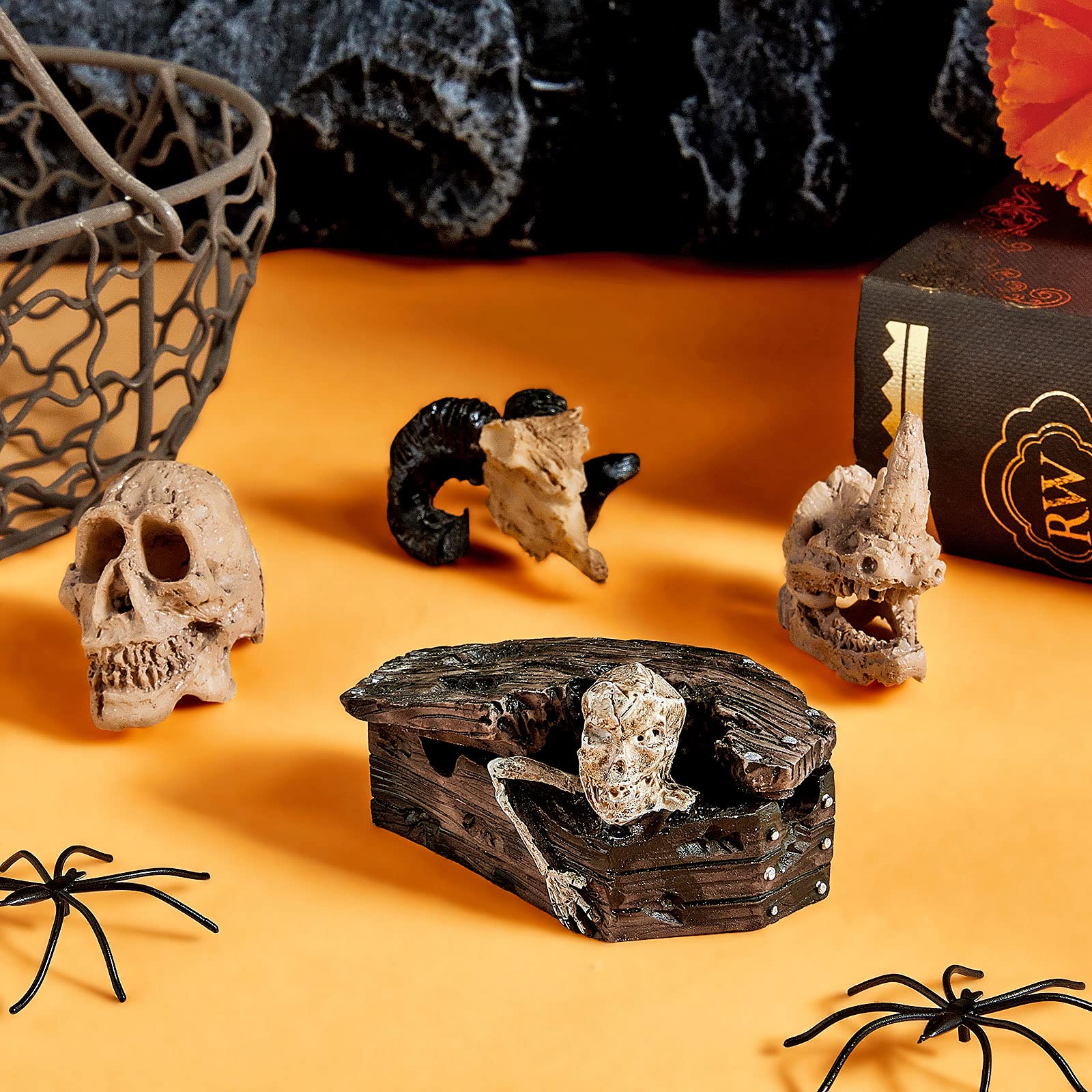 Yookeer Halloween Fish Tank Decor Halloween Aquarium Decor Terrarium Aquarium Skull Miniatures Resin for Village Collections Set