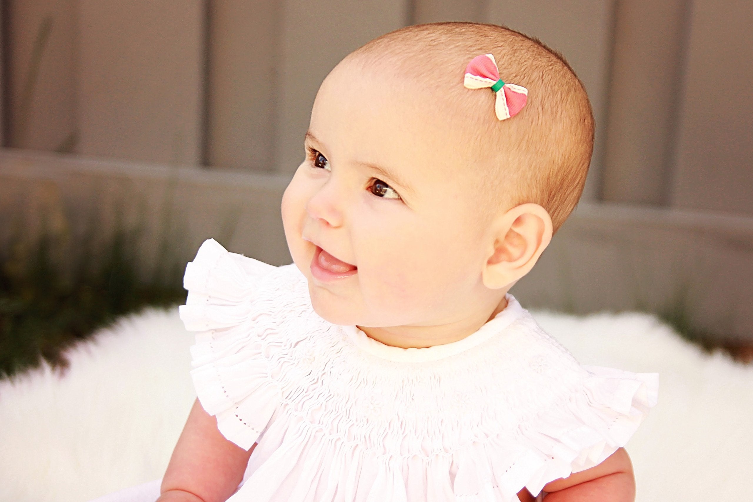 Girlie Glue Tube And 8 Vintage Bows For Babies And Pets