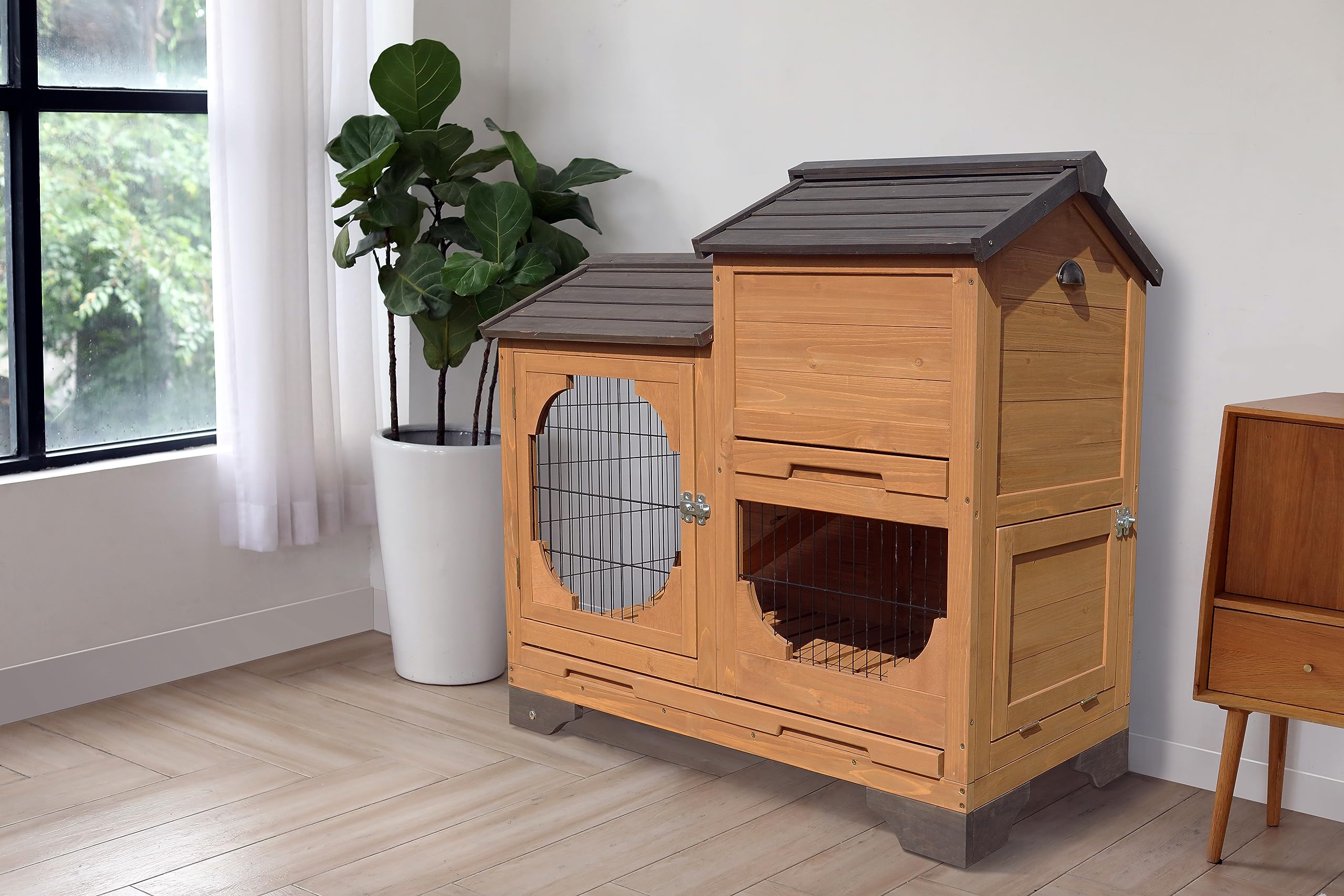 zoovilla Indoor and Outdoor Bunny Hutch with Removable Tray and Wheels