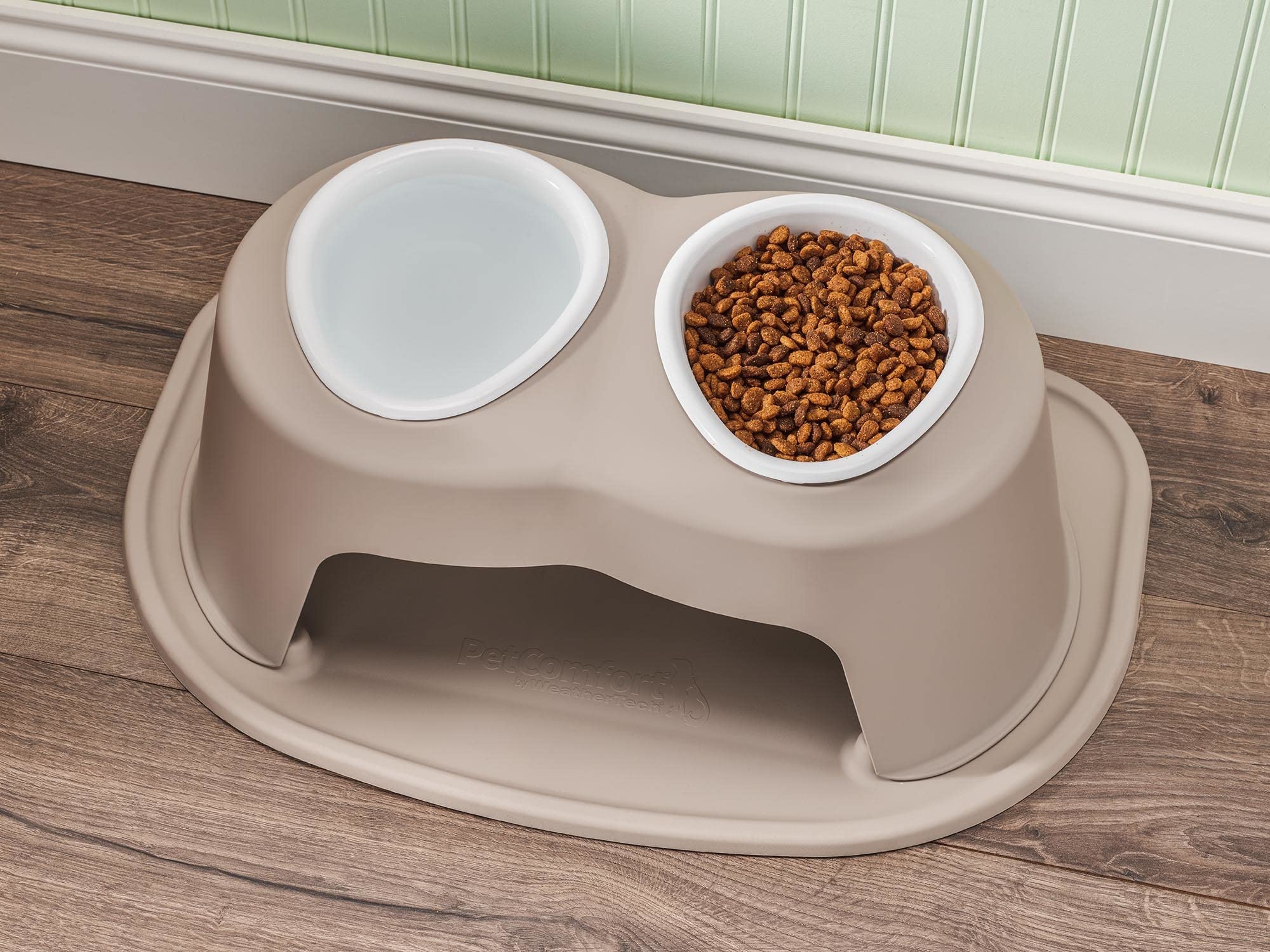 Weathertech Double High Pet Feeding System W/Plastic Dog/Cat Bowls - 10'' High Stand Tan (Pdhc6410Tntn)