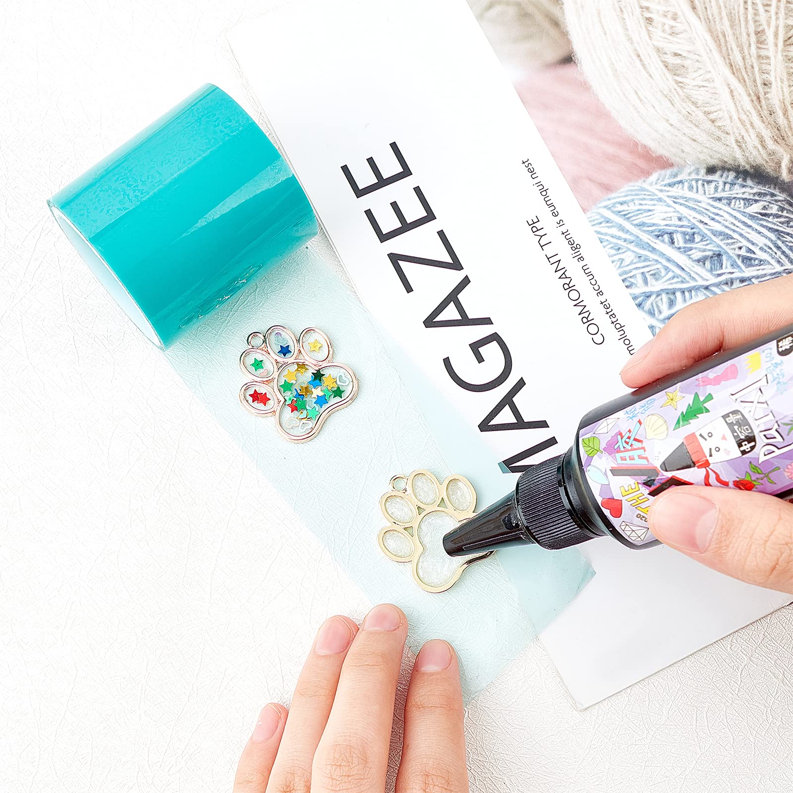 Olycraft 24Pcs Dog Paw Open Bezel Charms 29X32Mm Alloy Dog Paw Frame Pendants Color-Lasting Hollow Resin Frames With Loop For Re