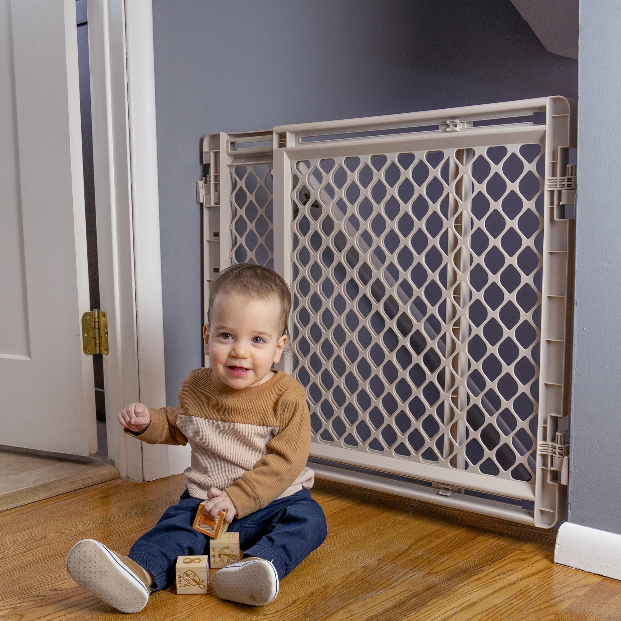 Toddleroo by North States - Stairway Secure Baby Gate: Plastic Baby Gate for Stairs & Doorways - Adjustable Indoor Safety Gate -