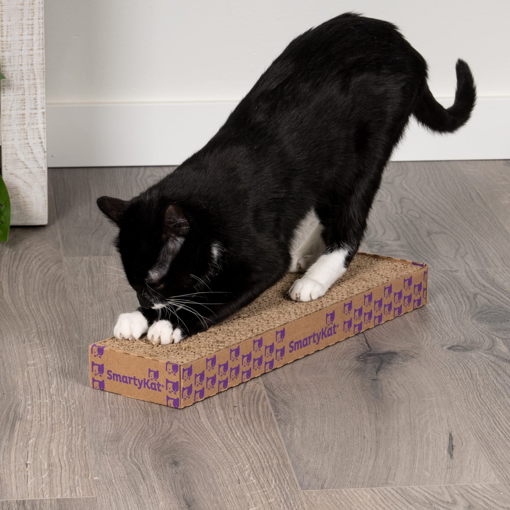 Smartykat Super Scratcher Corrugated Cat Scratcher, Catnip Infusion Technology - Brown, Single Wide