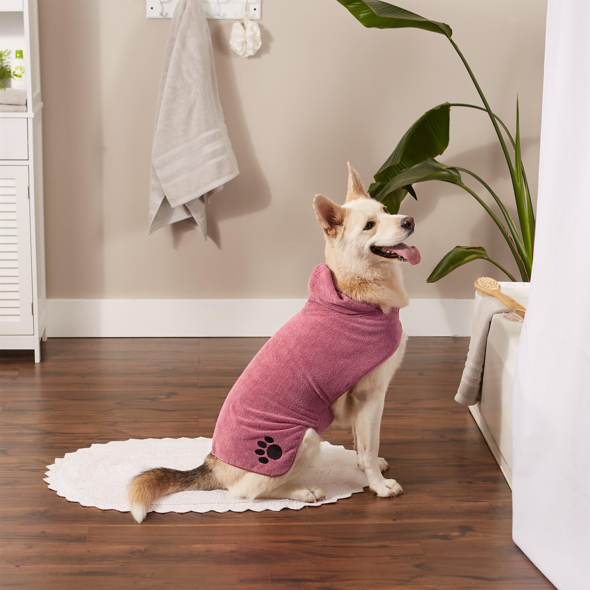 Bone Dry Pet Robe Collection Embroidered Absorbent Microfiber Bath Robe With Adjustable Closure, For Dogs & Cats, Large, Rose
