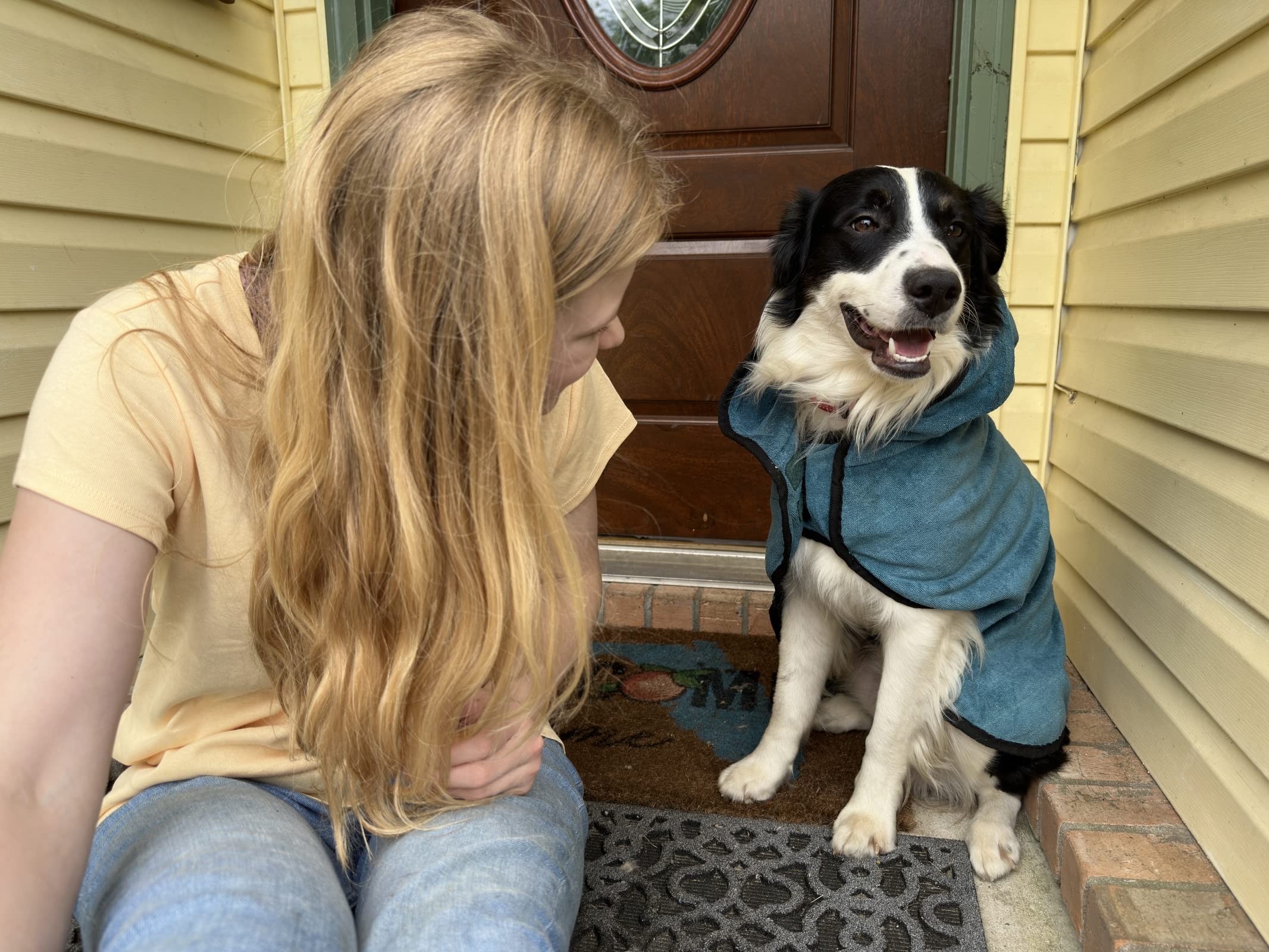 Avont Dog Bathrobe - Super Absorbent Pet Drying Towel Bath Robes After Bath Shower Swim Wet Walk For Puppies -Yellow(M)