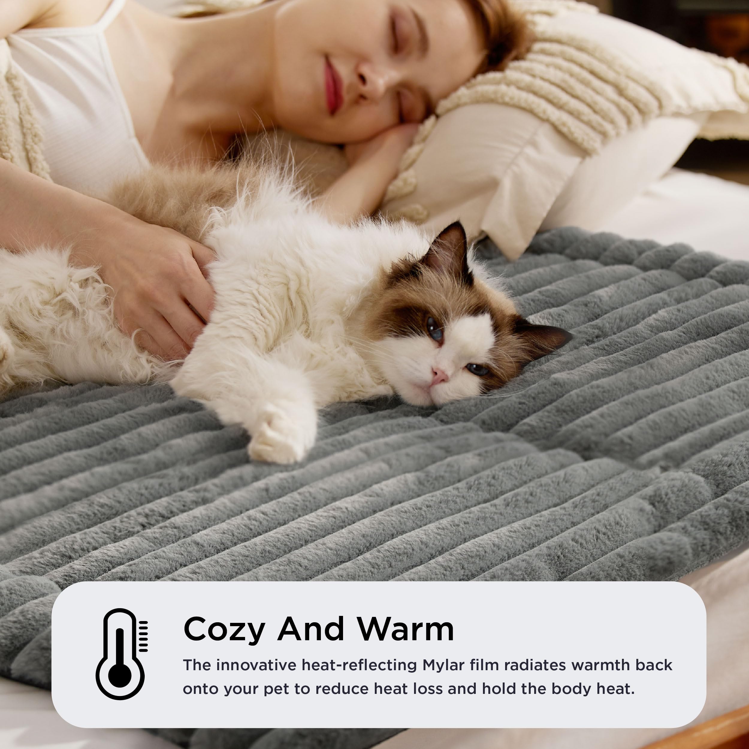 Bedsure Self Warming Dog Bed, Large Self Heating Dog Crate Pad, Thermal Extra Warm Puppy Mat Indoor & Outdoor, Non-Slip & Washab