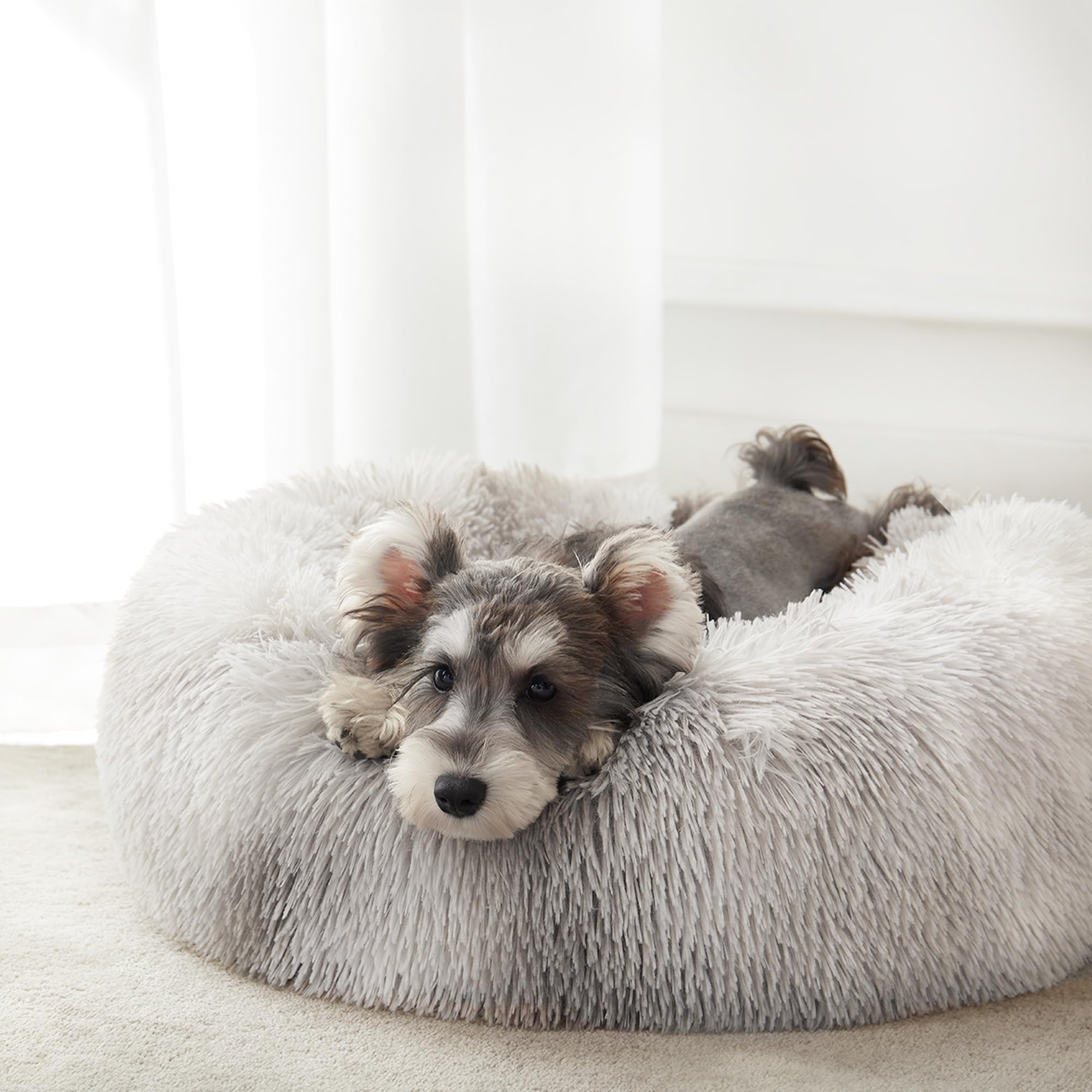 Western Home Wh Calming Dog & Cat Bed, Anti-Anxiety Donut Cuddler Warming Cozy Soft Round Bed, Fluffy Faux Fur Plush Cushion Bed For Small Medium Dogs And Cats (20'/24'/27'/30'), White Grey