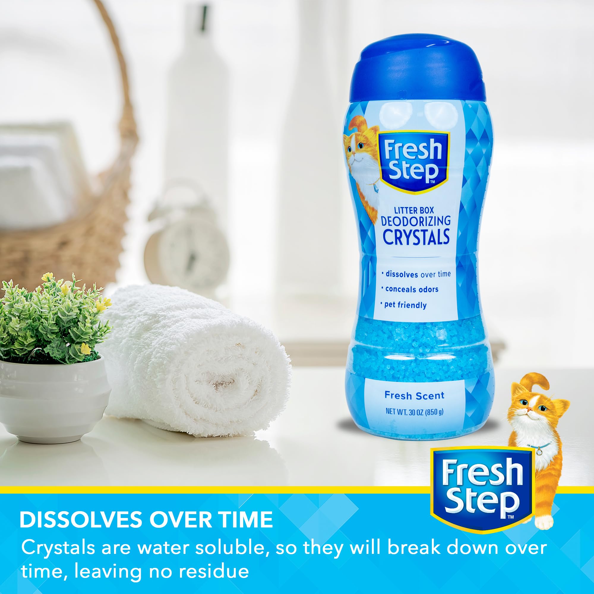 Fresh Step Cat Litter Crystals in Fresh Scent - Cat Litter Box Deodorizer - Combats Odors and Neutralizes Smells to Keep Your Ho