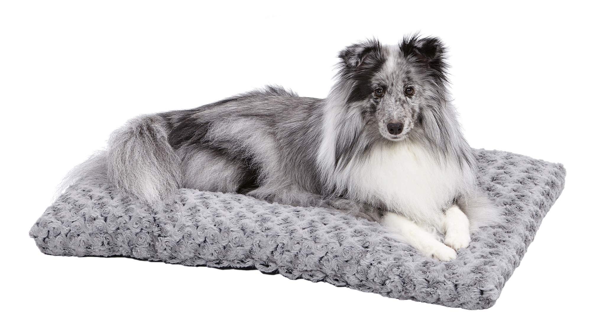 Midwest Homes For Pets Deluxe Dog Beds Super Plush Dog & Cat Beds Ideal For Dog Crates Machine Wash & Dryer Friendly, 1-Year Warranty Gray 30-Inch