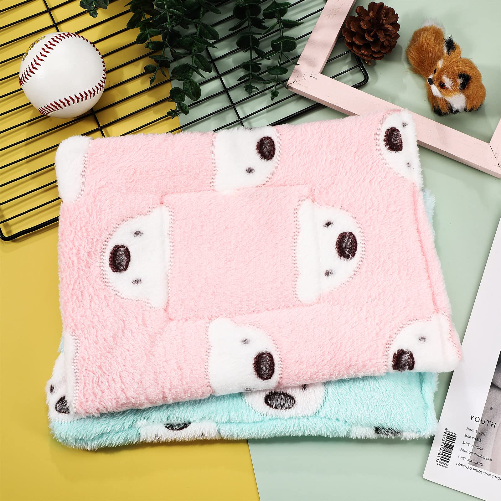 Jetec 2 Pieces Guinea Pig Bed Rabbit Bed Small Animal Hamster Warm Mats Winter Warm For Bunny Hamster Squirrel Hedgehog Chinchil