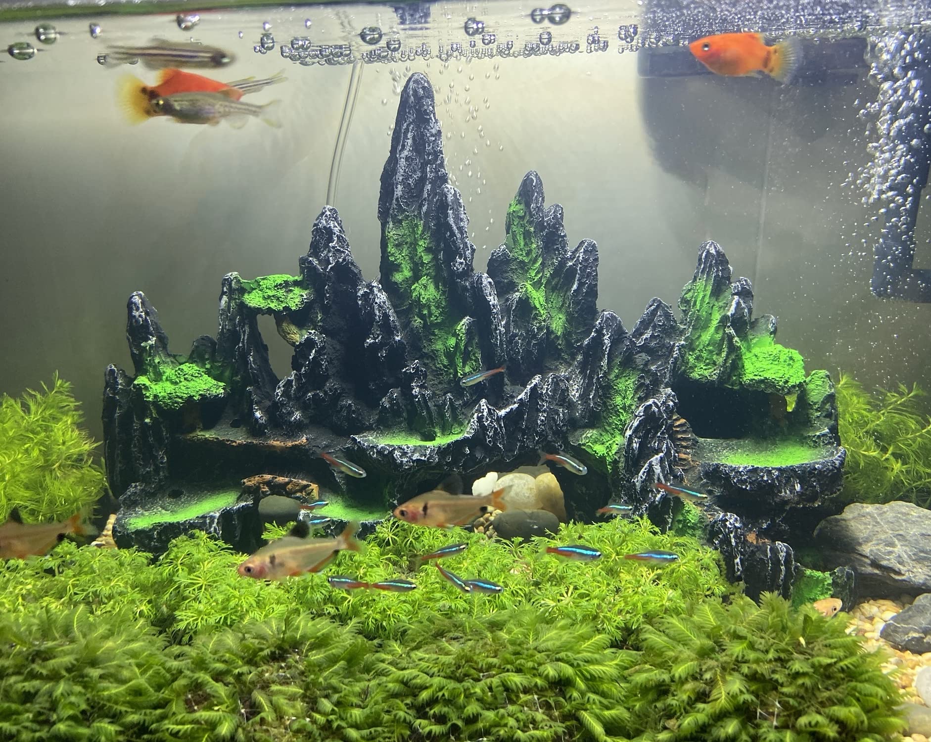 Awxzom Extra Large Aquarium Decorations, Big Mountain View Aquarium Ornaments, Large Fish Tank Decorations, Come With 1 Little Diver And 2X 4Inch Aquarium Plastic Plants (Extra Large Mountain)