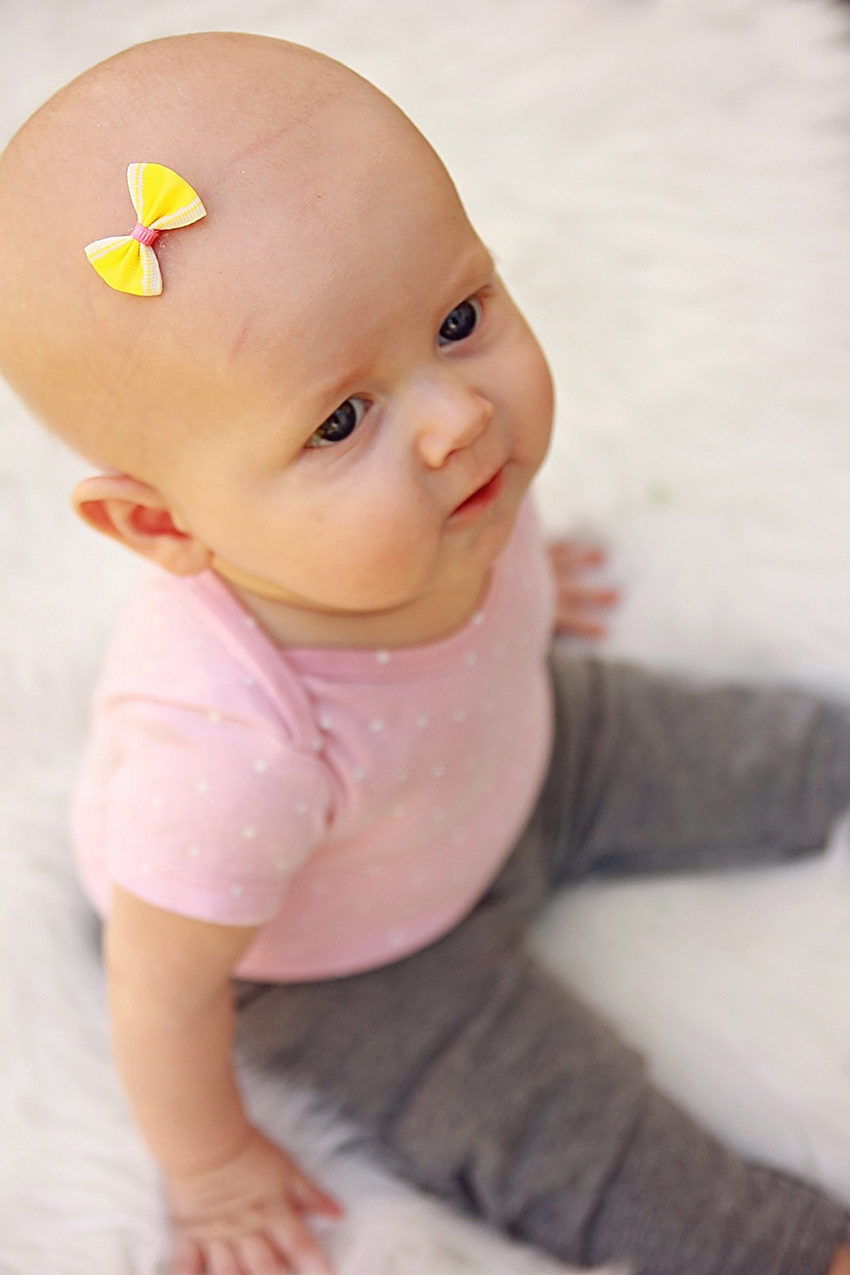 Girlie Glue Tube And 8 Vintage Bows For Babies And Pets