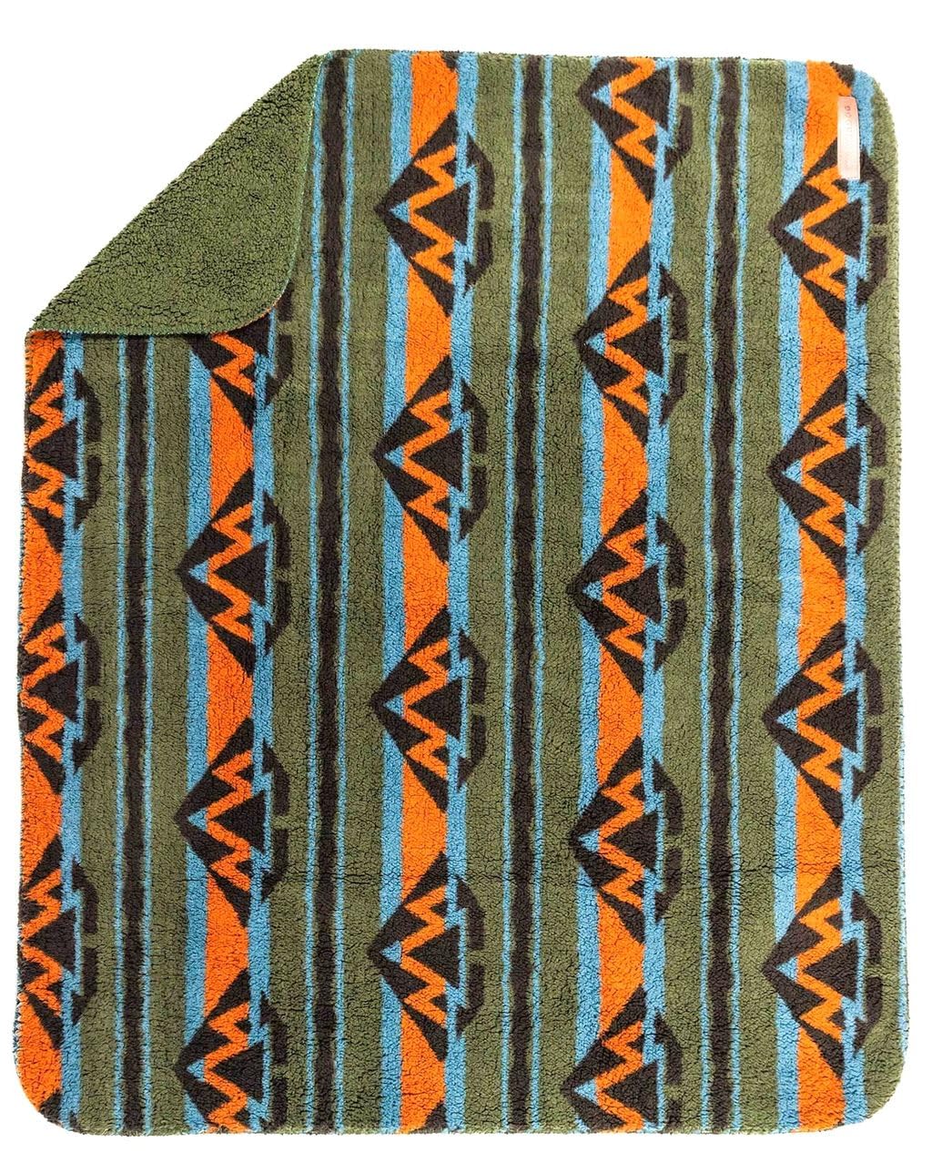 Wilderdog Sherpa Fleece Waterproof Dog Blanket - 60'' X 90'' - Olive