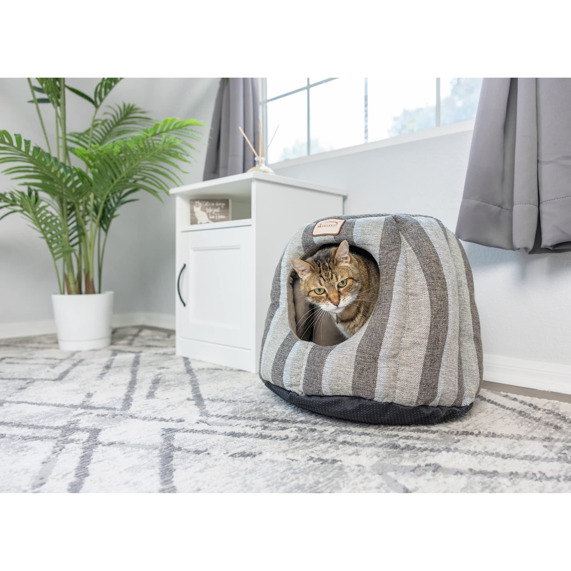 Armarkat C30Cg 2016 Cat Bed, 18'', Pearl And Putty, 20'' L X 16'' W X 4.5'' H